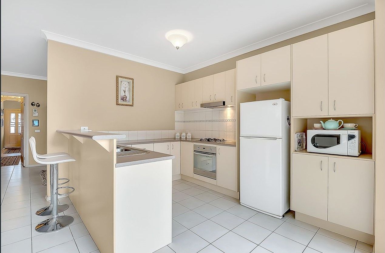 17 Gippsland Way, Craigieburn, VIC 3064