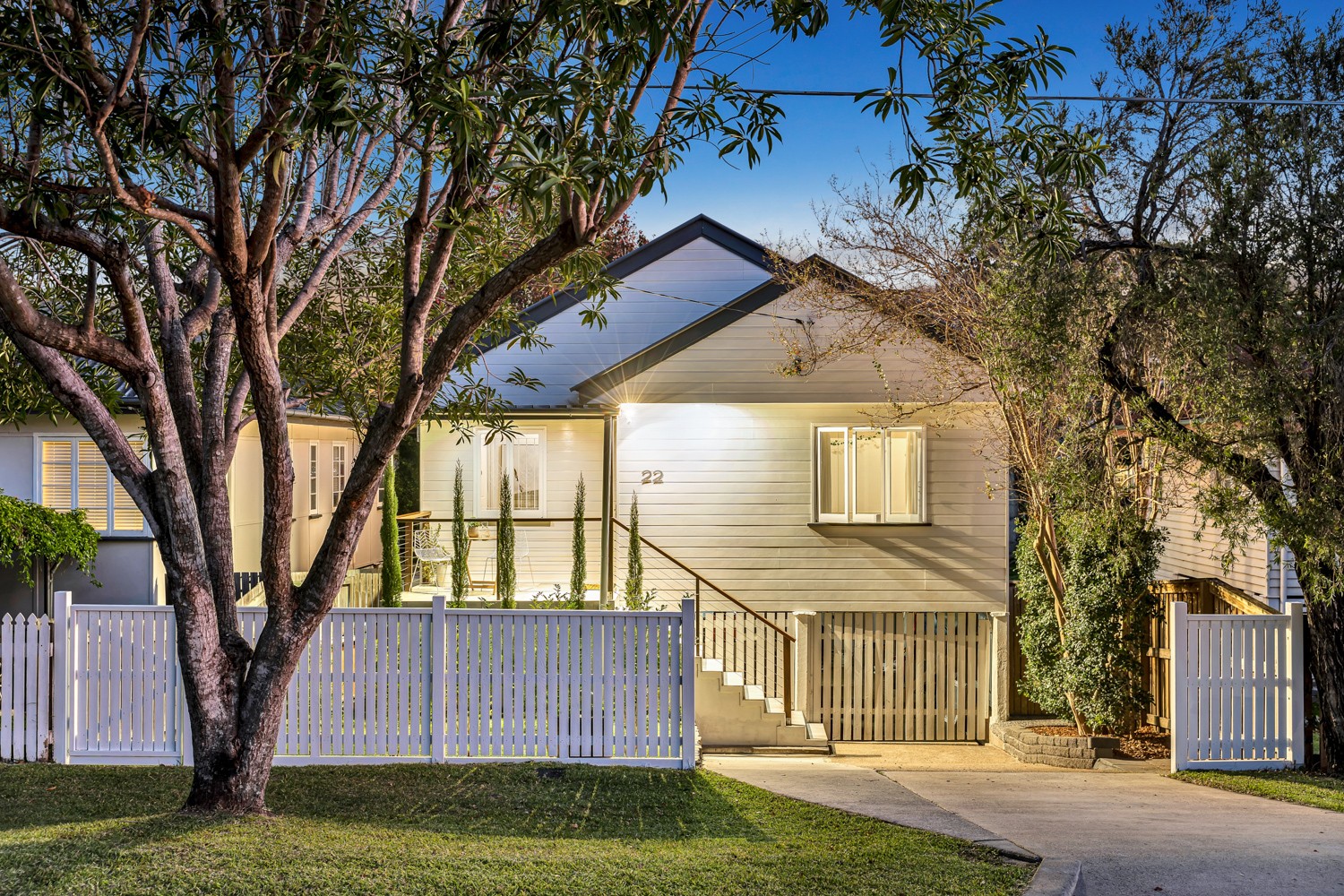 22 Vale Street, Wavell Heights, QLD 4012