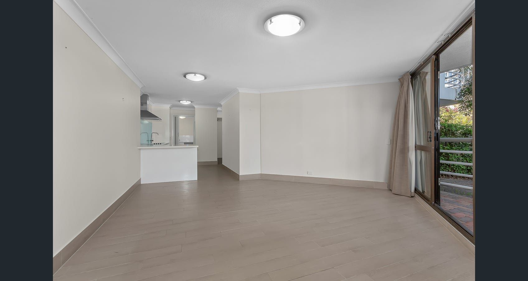 2/32 Fortescue Street — photo 2 of 10