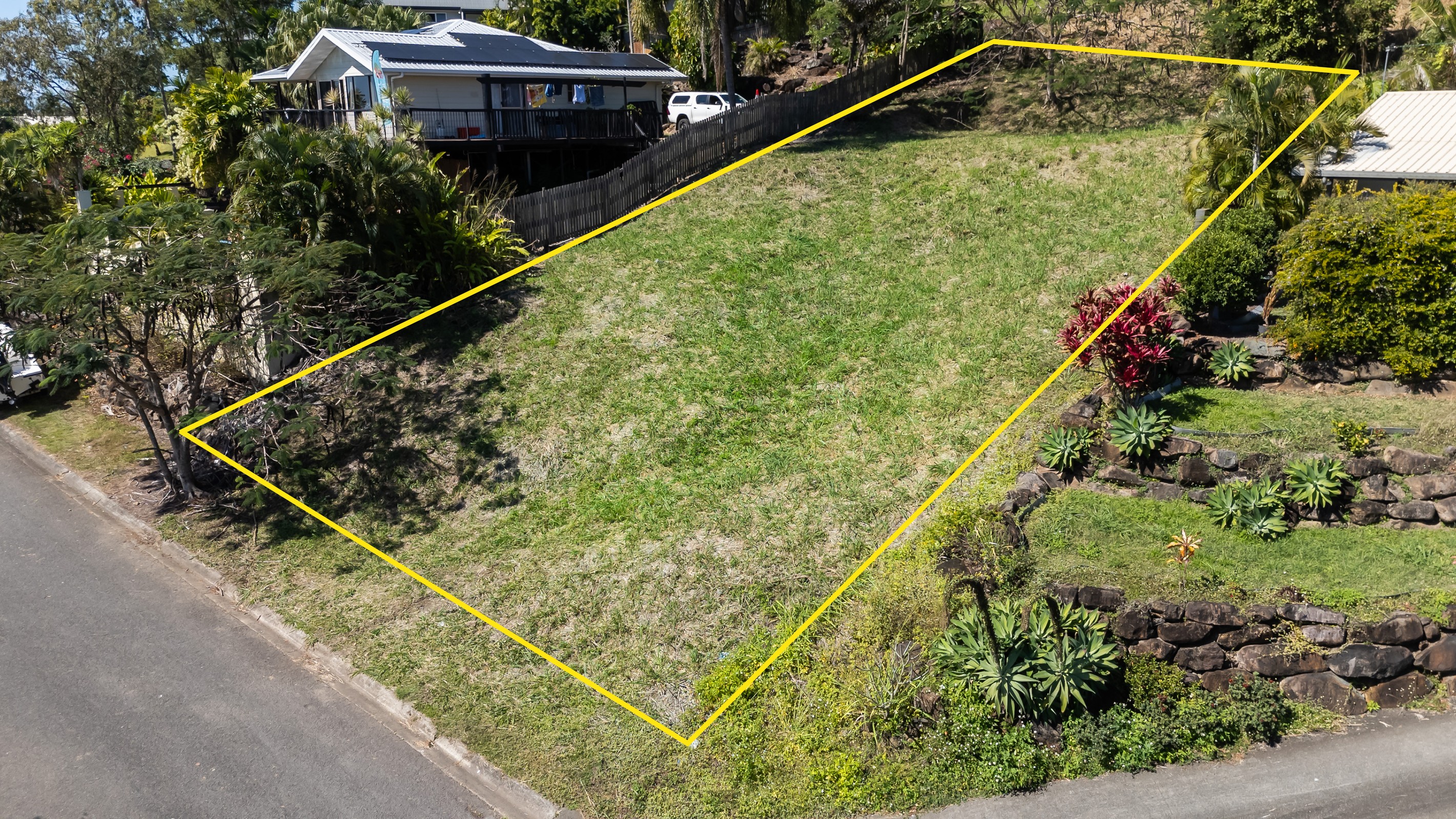 19 South Molle Boulevard, Cannonvale, QLD 4802