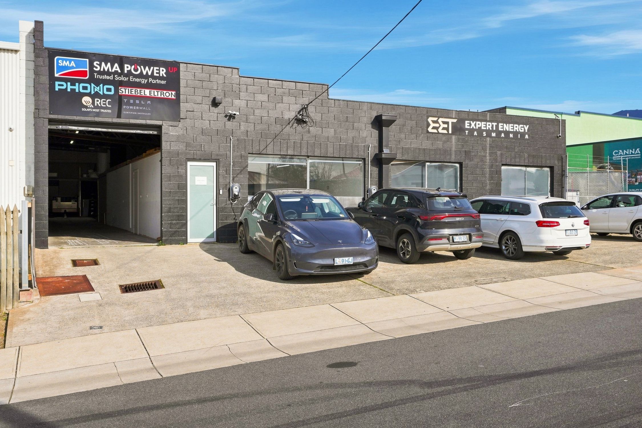 Unit 1/99 Lampton Avenue, Derwent Park, TAS 7009