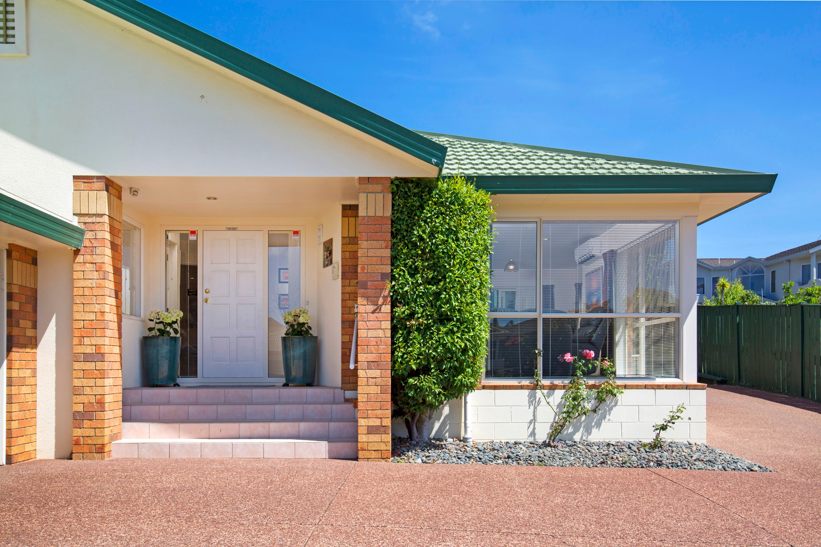 21 Bob Charles Drive, Golflands, Manukau City