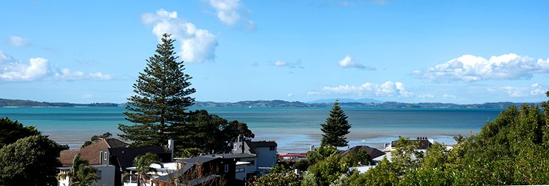 16A Oakwood Grove, Eastern Beach, Manukau City