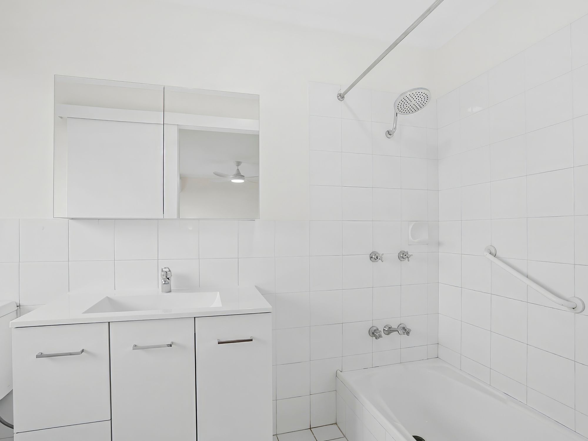 2 Tantula Road East — photo 7 of 15