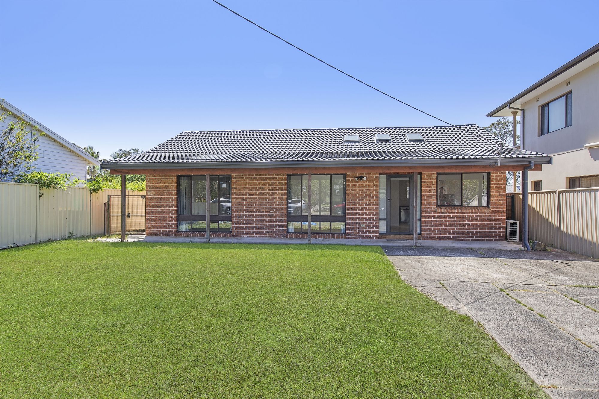 9 Waroon Avenue, Berkeley Vale, NSW 2261