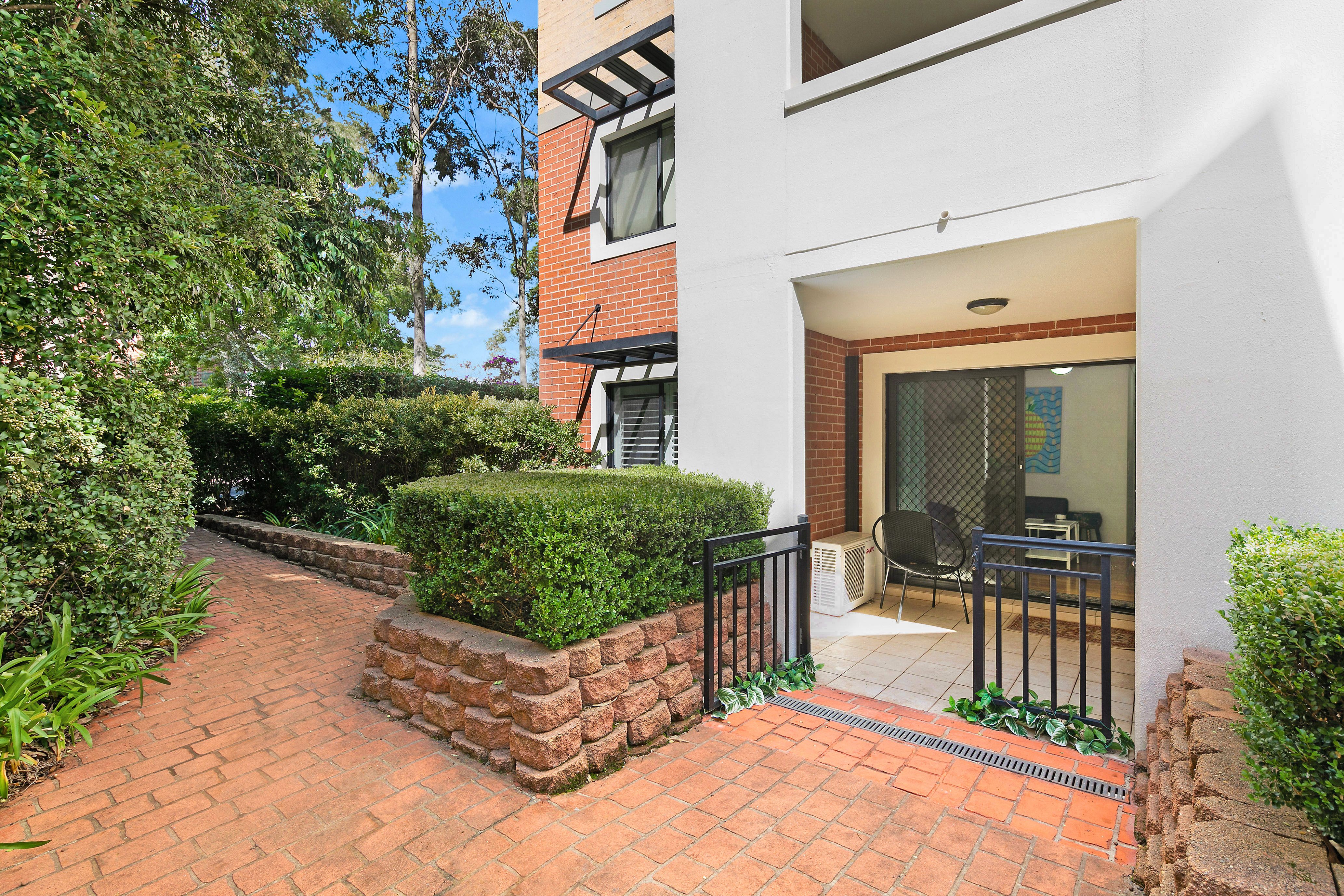 6-8 College Crescent, Hornsby NSW 2077