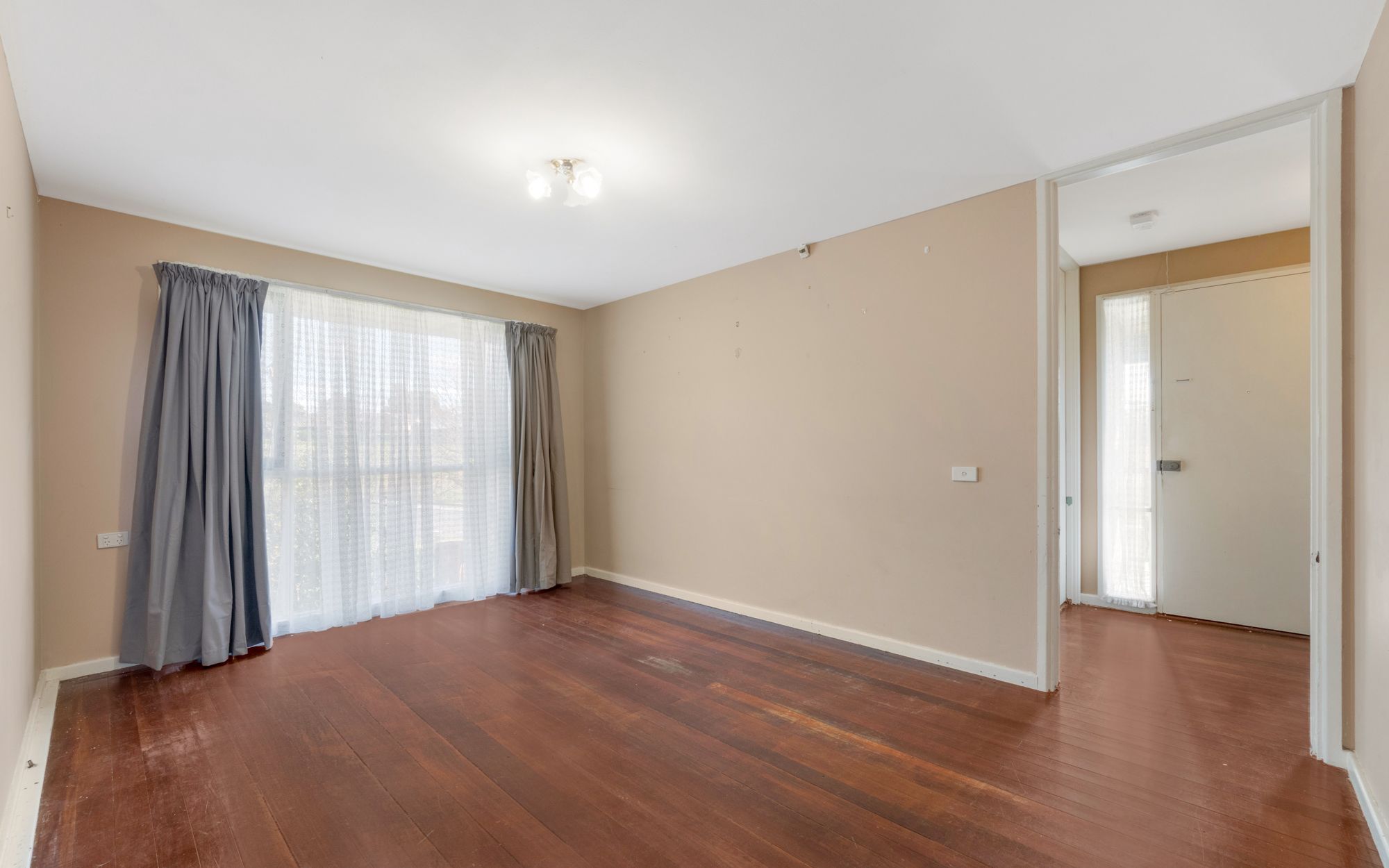 16 Merino Crescent, Airds, NSW 2560