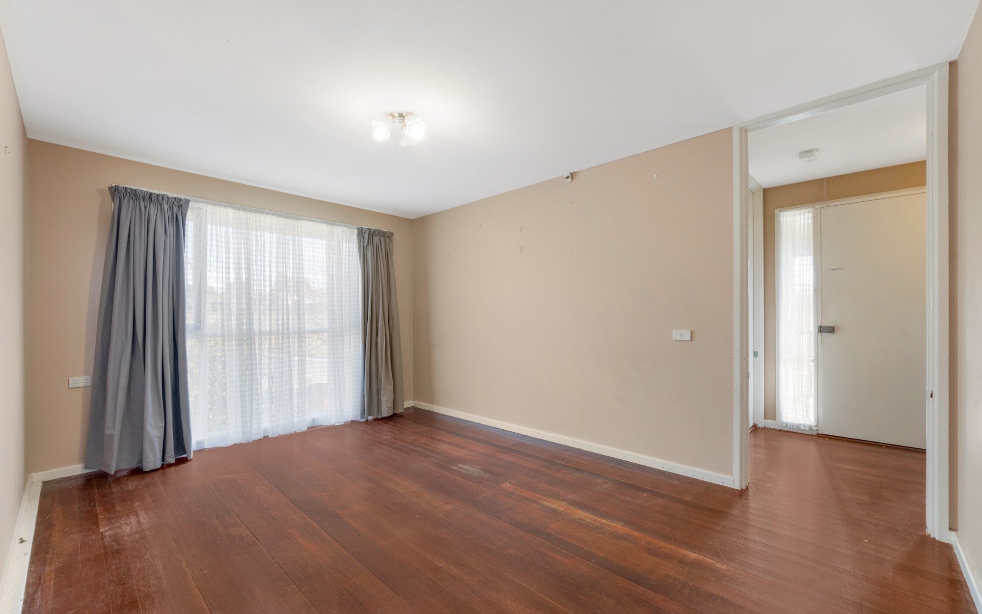 16 Merino Crescent, Airds, NSW 2560