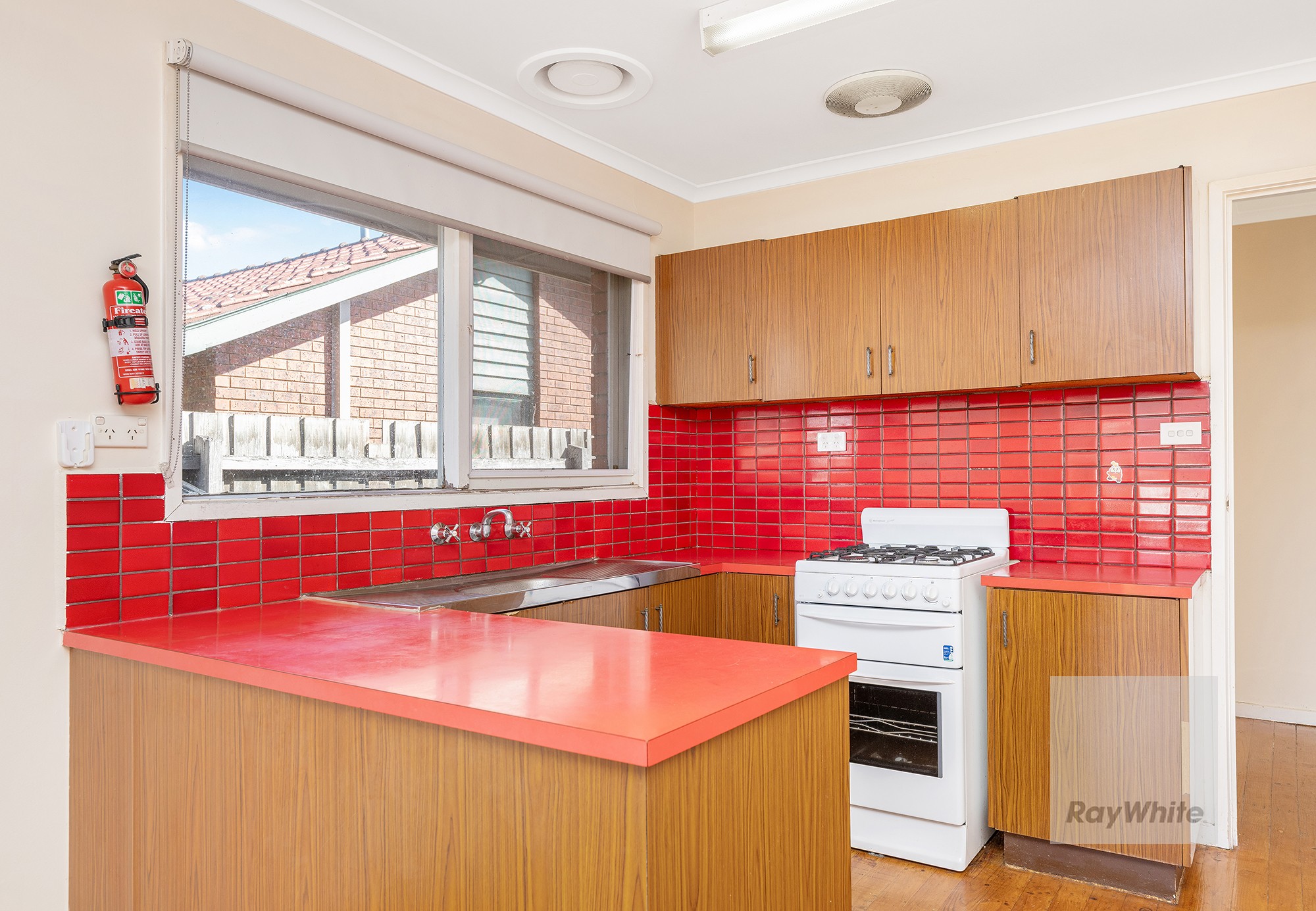 7 Lloyd Street, Deer Park, VIC 3023