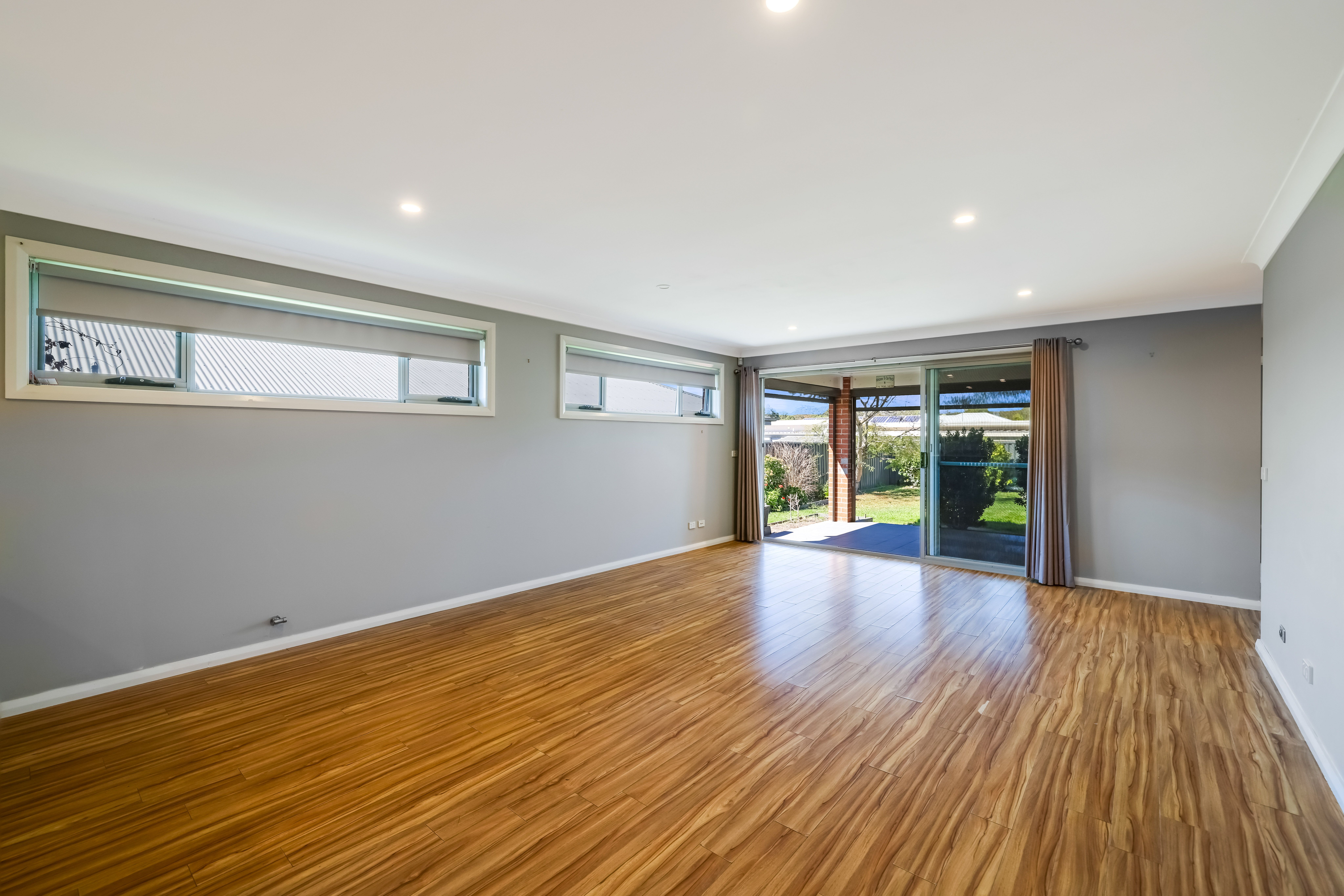 6 Peacehaven Way — photo 9 of 15
