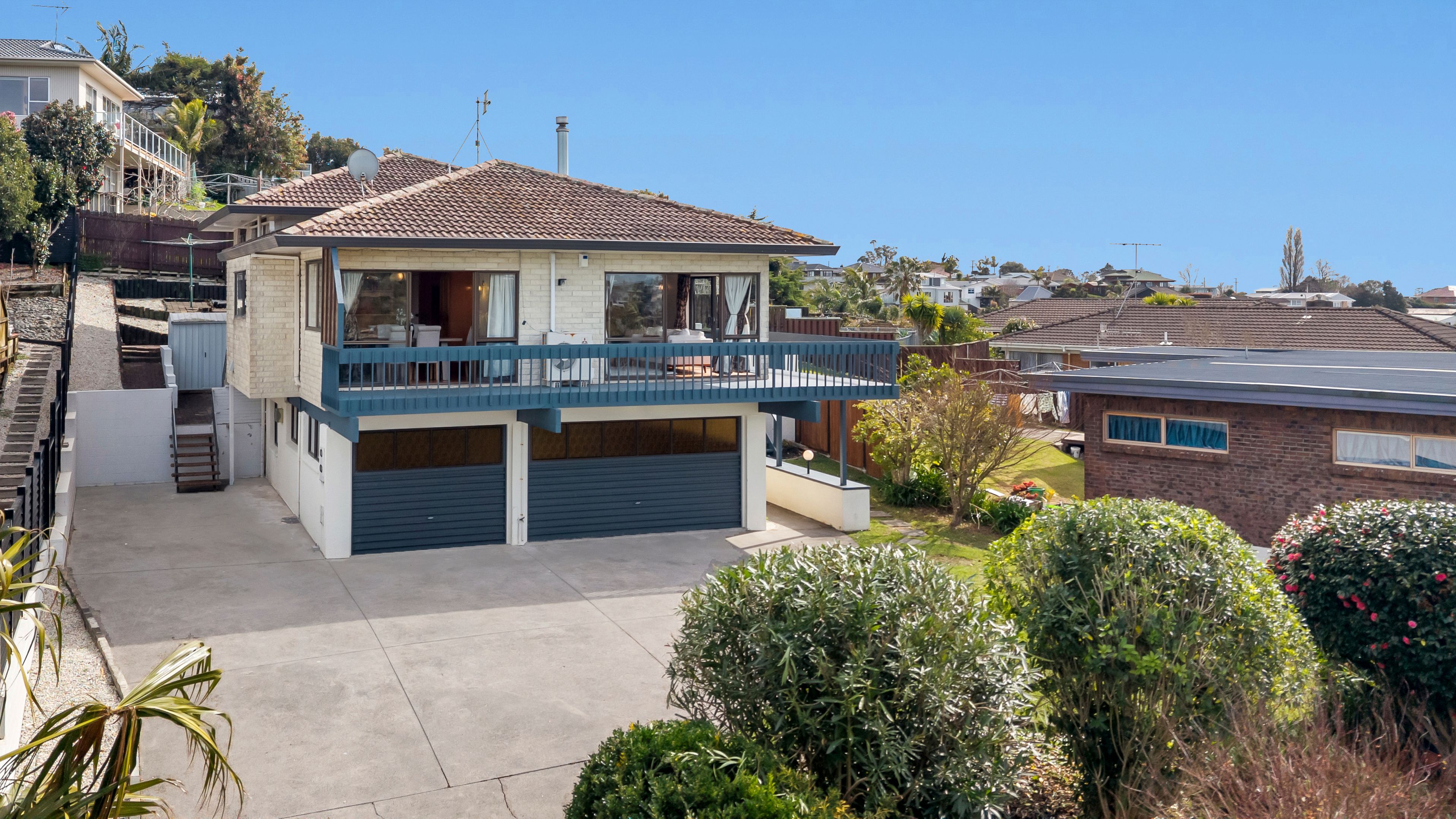 32 Haseler Crescent, Mellons Bay, Manukau City