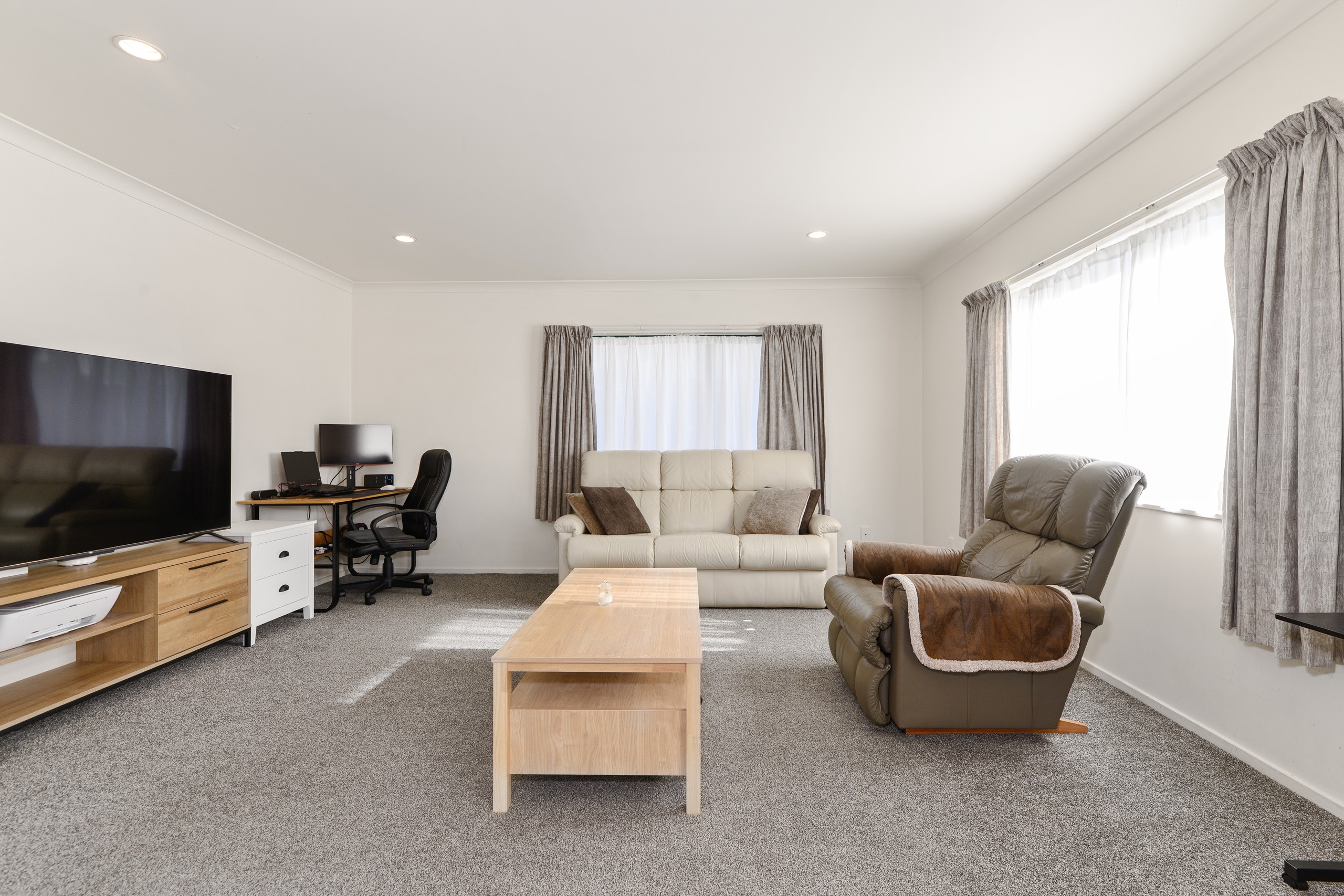 5A Finlayson Avenue, Clendon Park, Manukau City