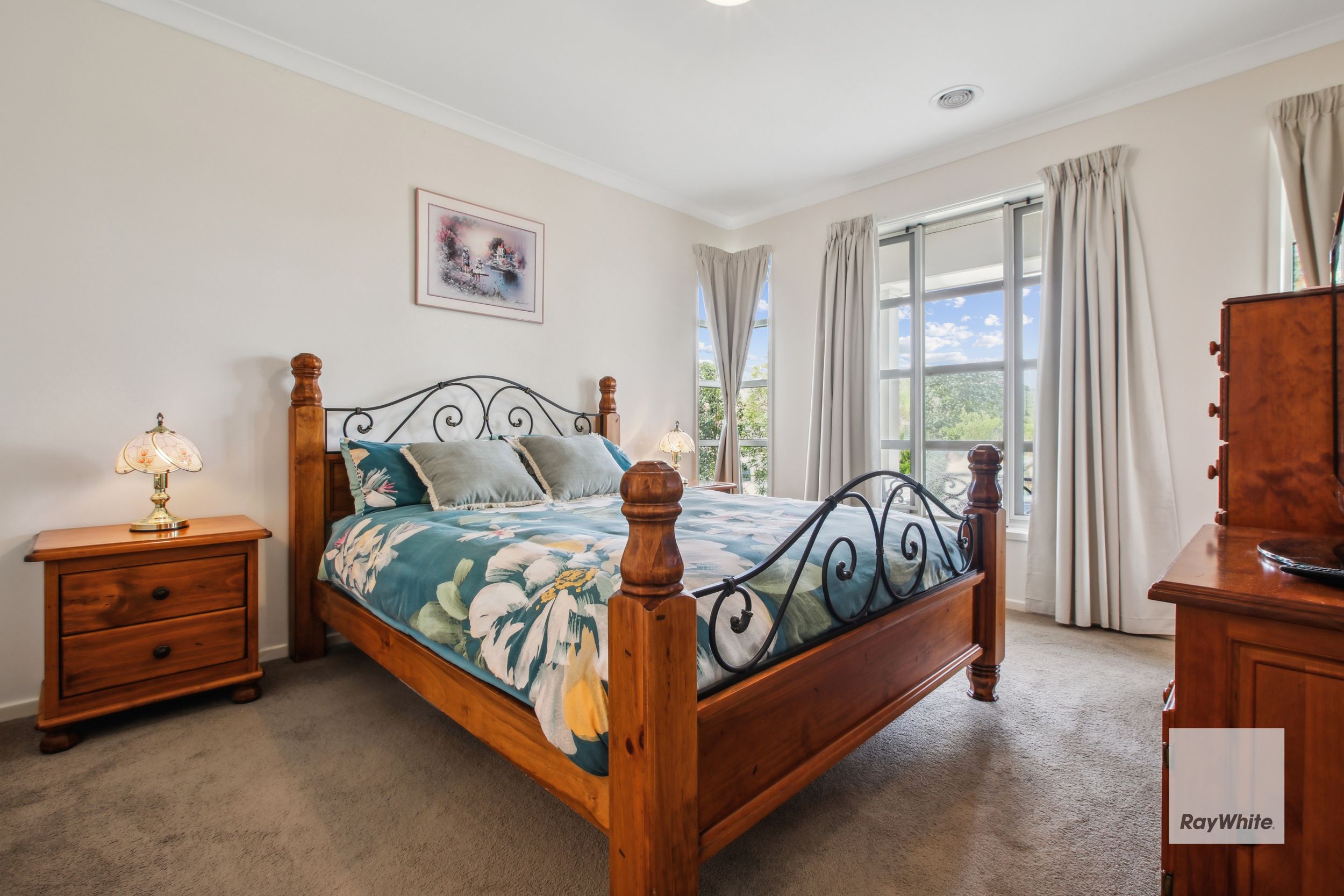 3 Yass Court, MANOR LAKES, VIC 3024