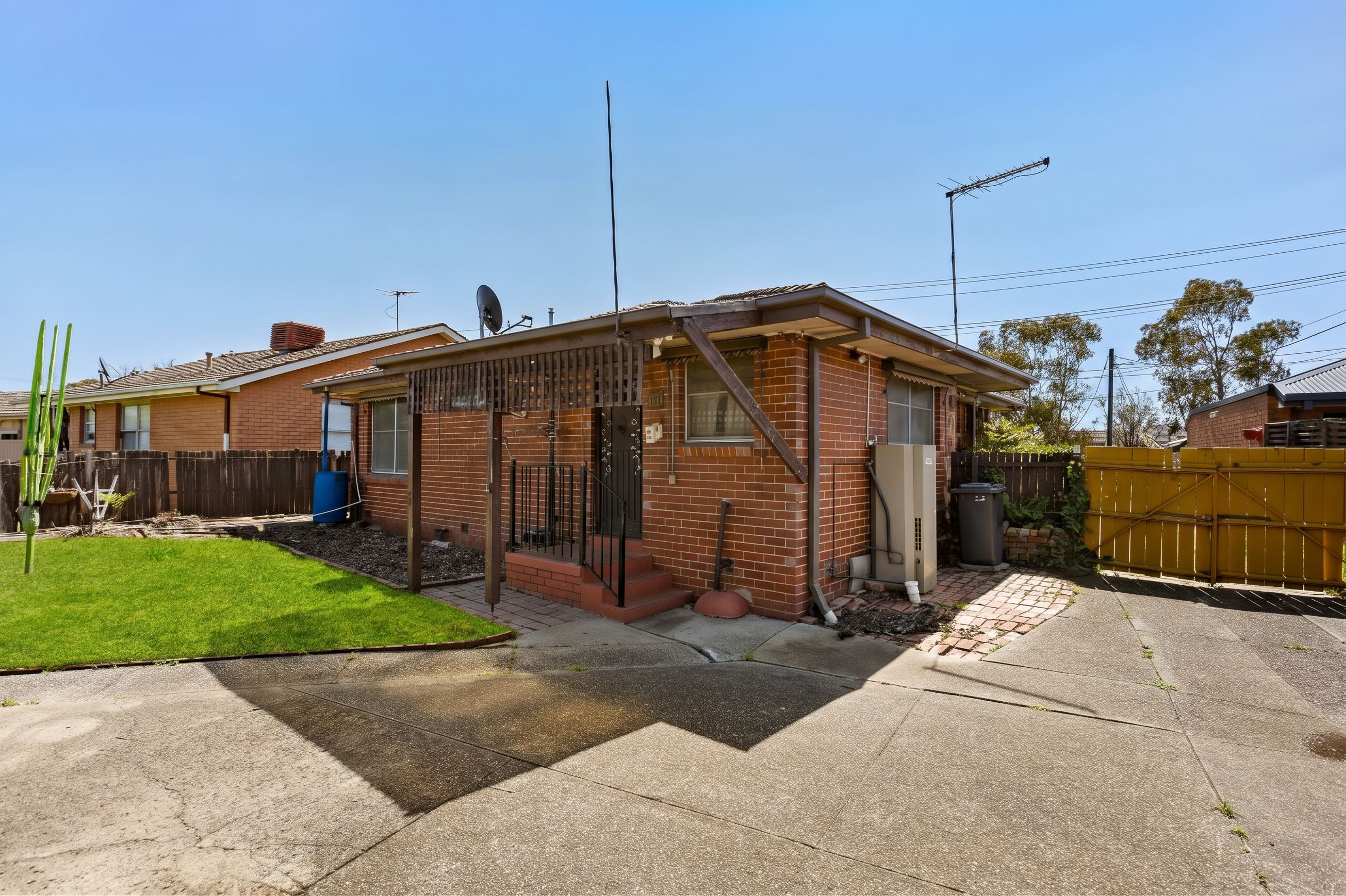 3 Talintyre Road — photo 10 of 11