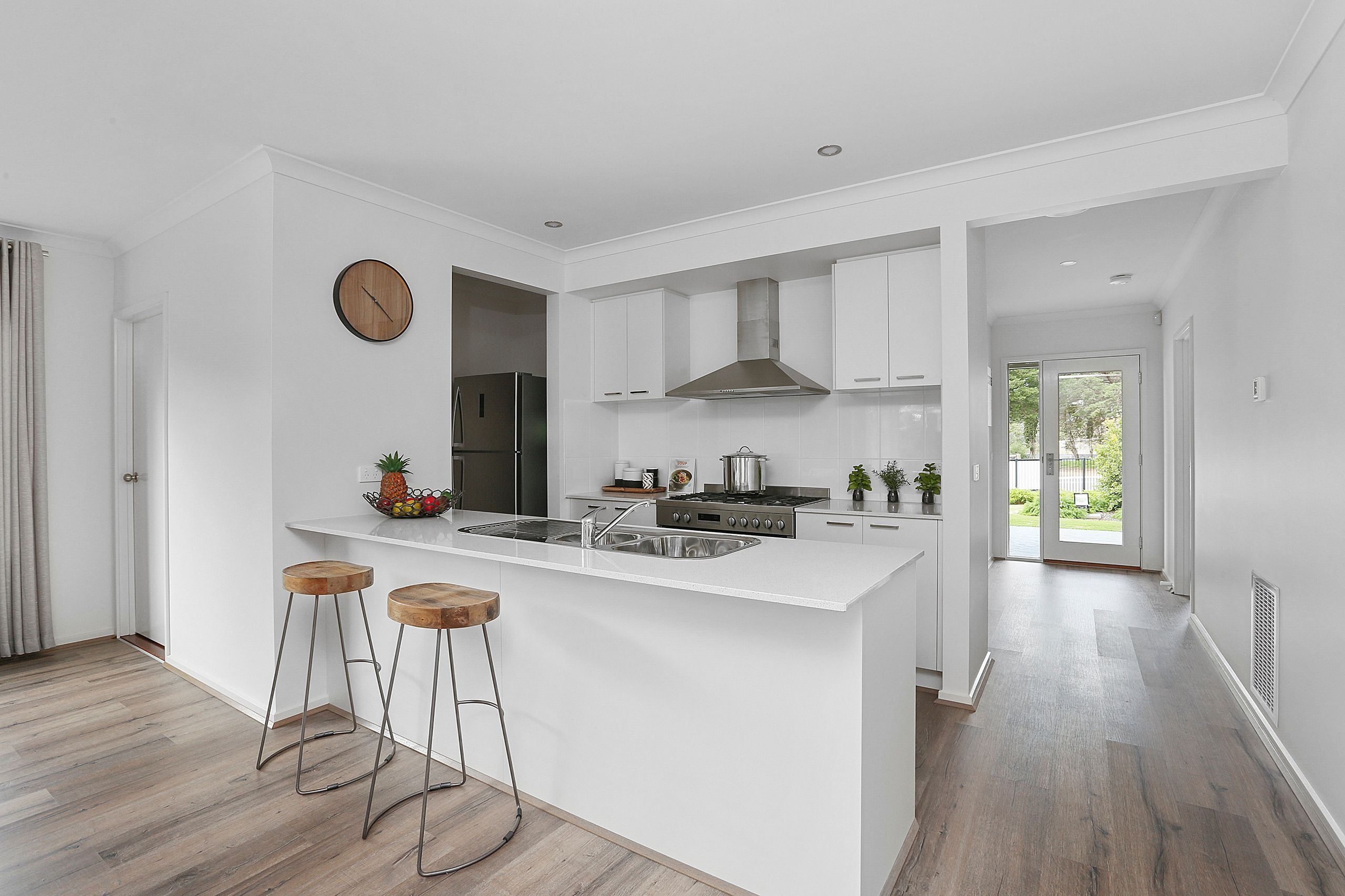 121-123 Flinders Avenue, Lara, VIC 3212