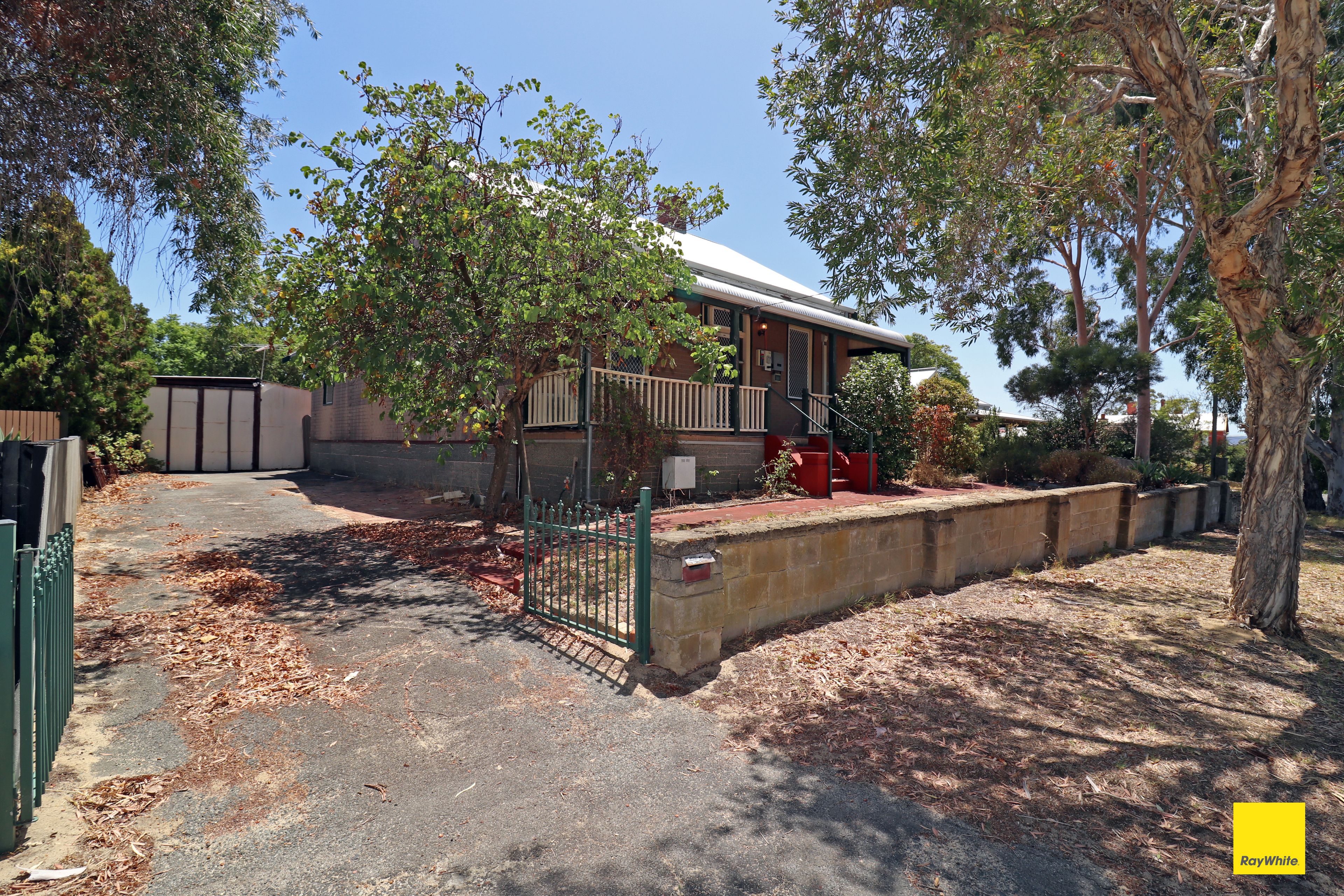 28 Anzac Terrace, Bassendean, WA 6054