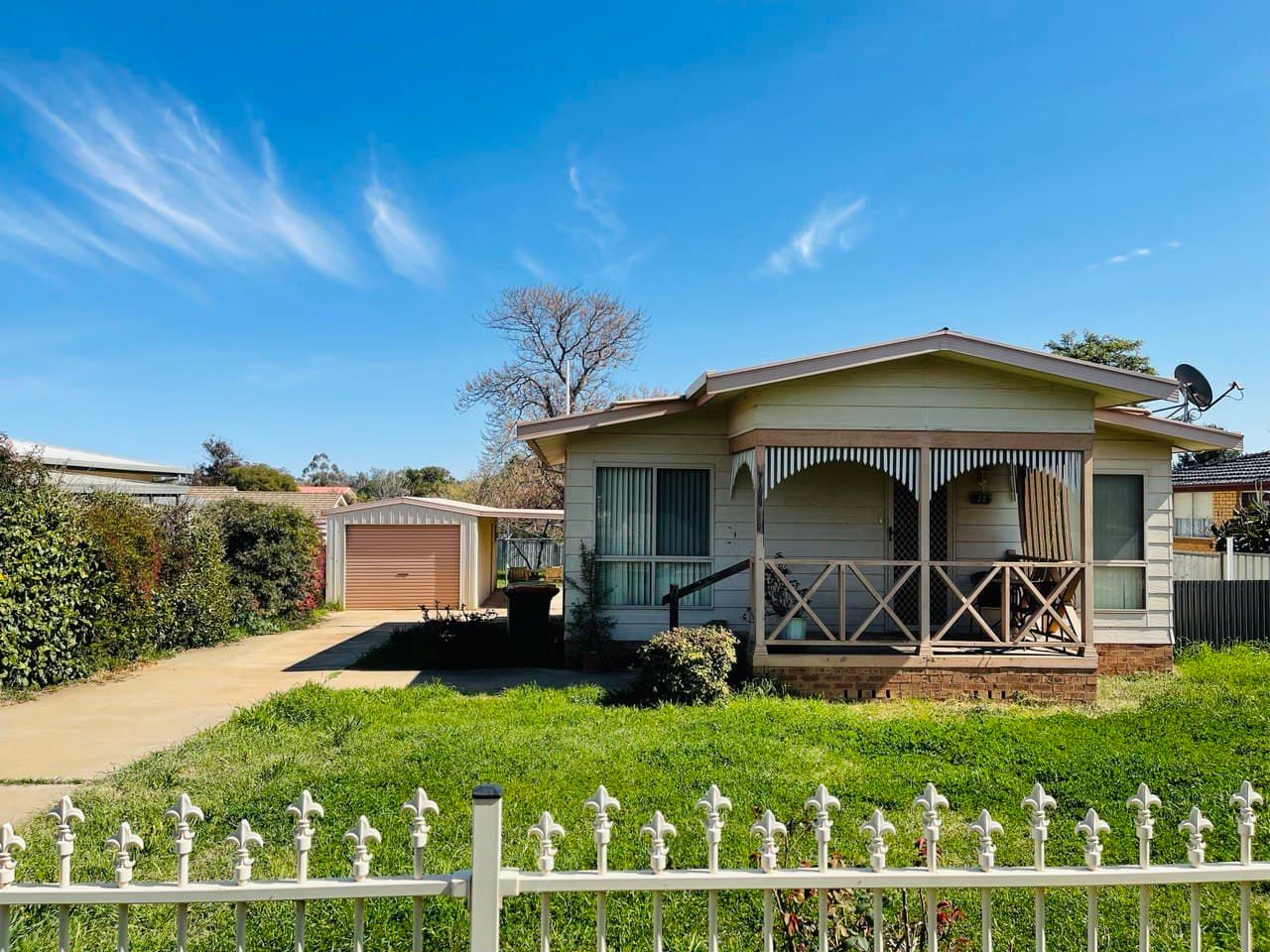 22 High Street, Condobolin NSW 2877