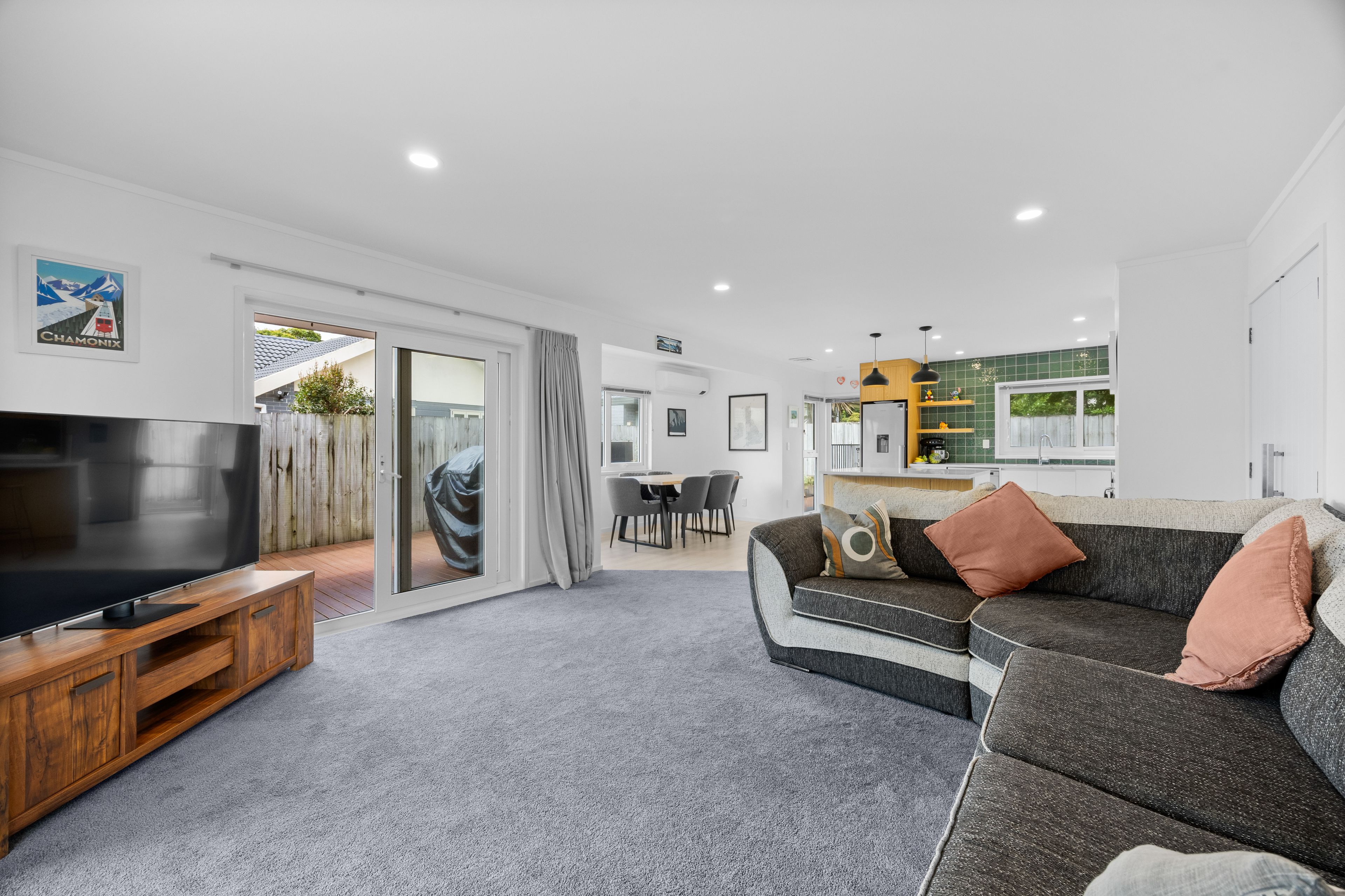 25B Glucina Avenue, West Harbour, Waitakere City