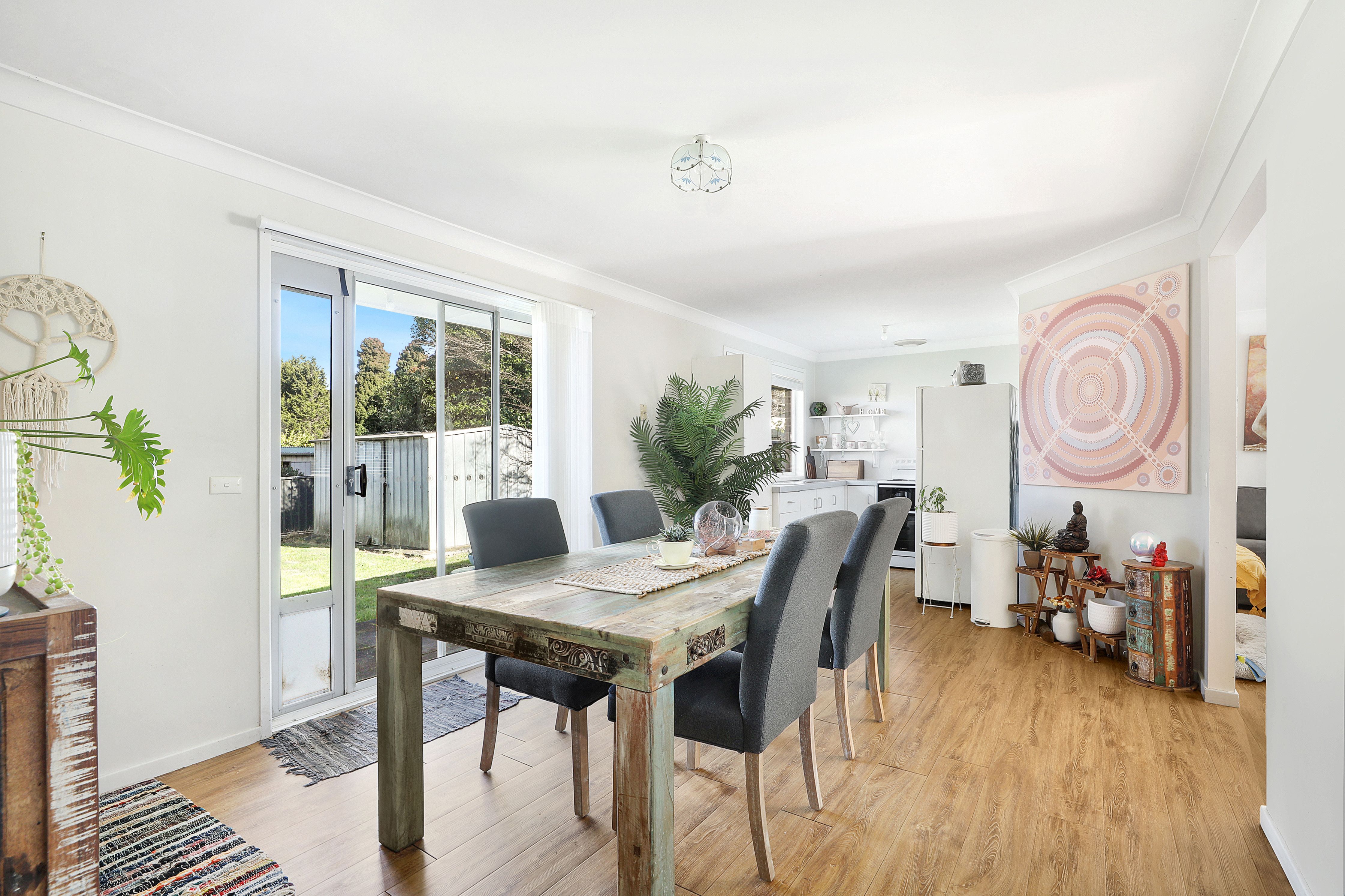 4 Fountaindale Road — photo 7 of 19
