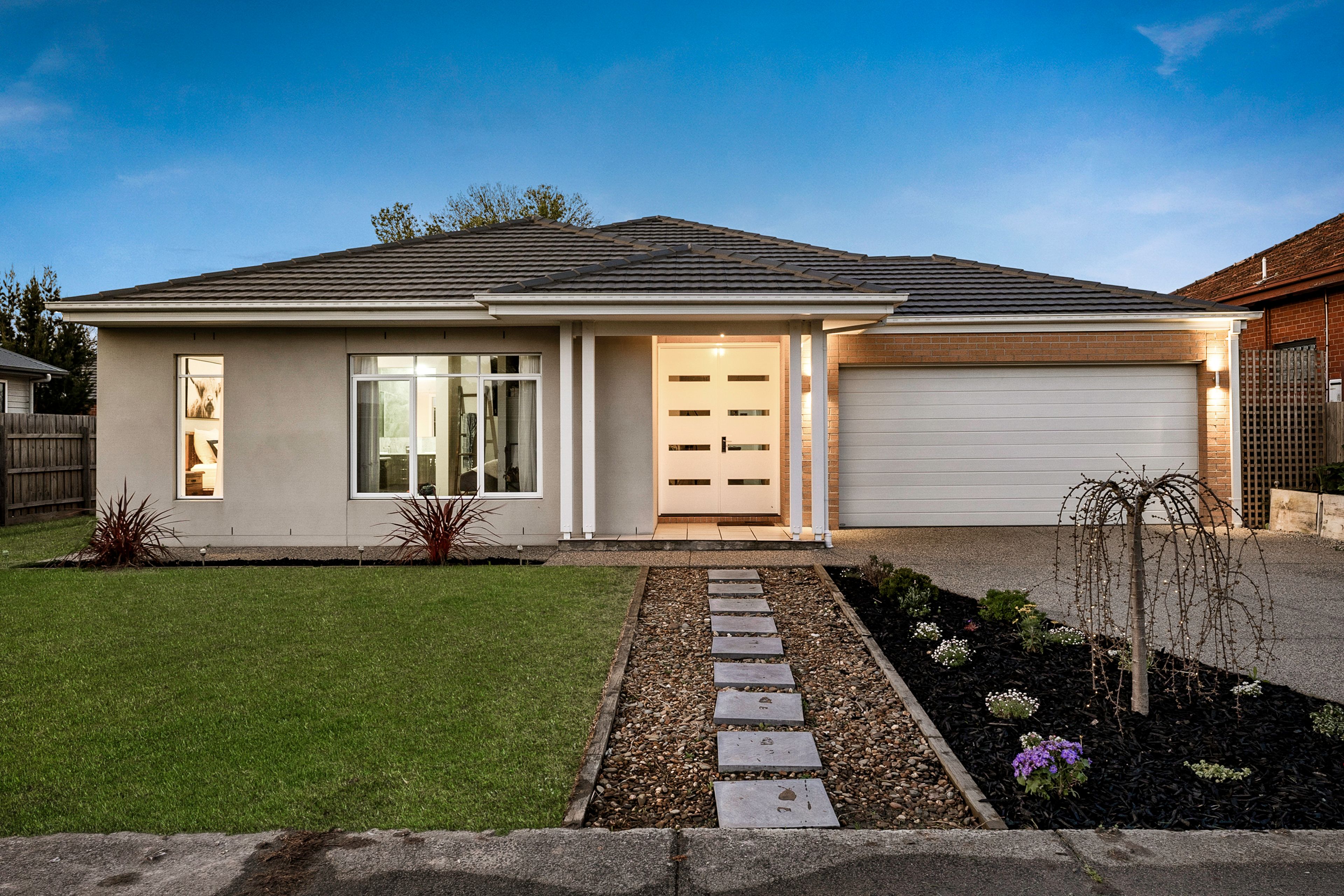 8 Gardner Street, Koo Wee Rup VIC 3981