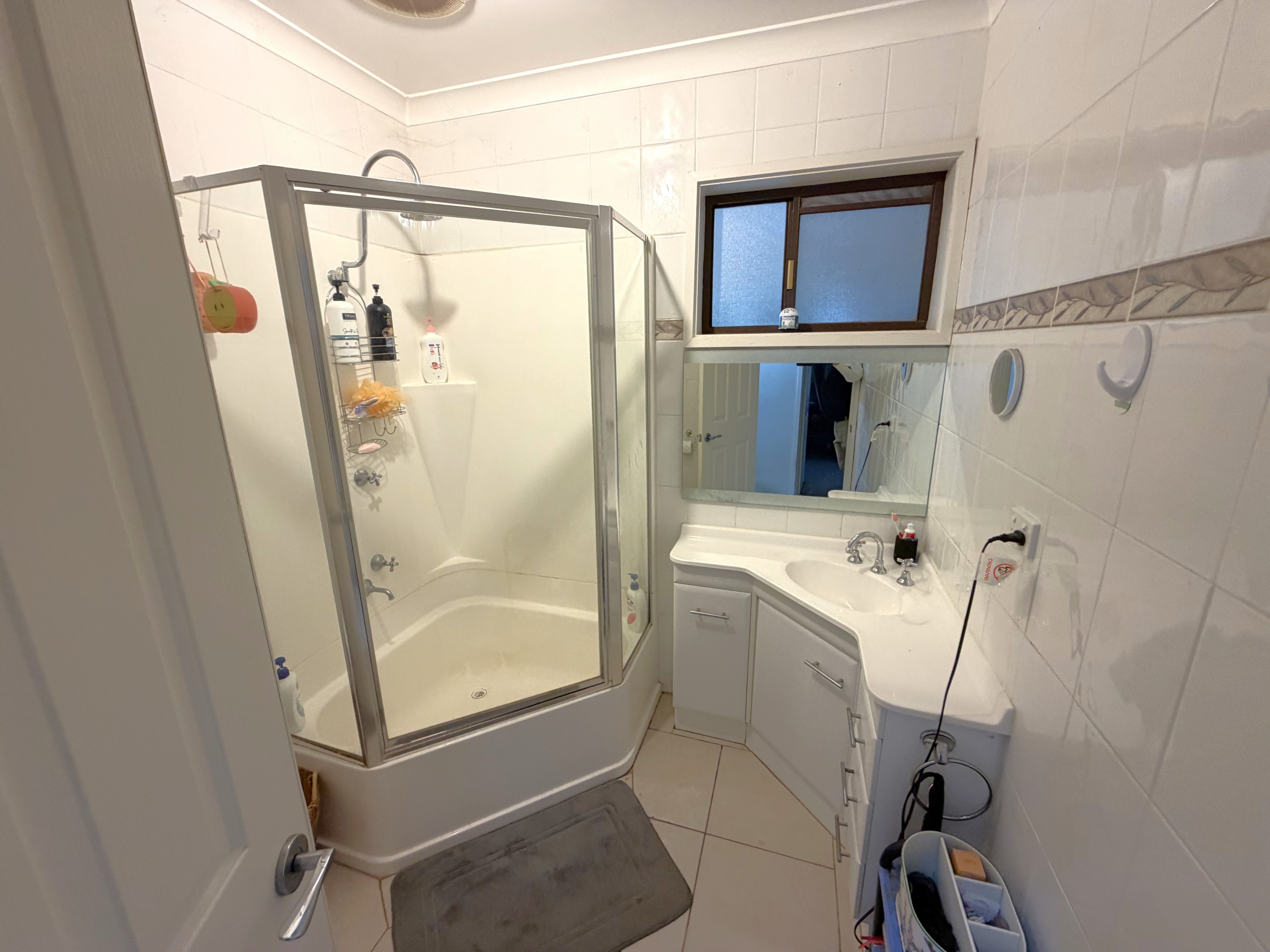 81 Macauley Street — photo 8 of 13