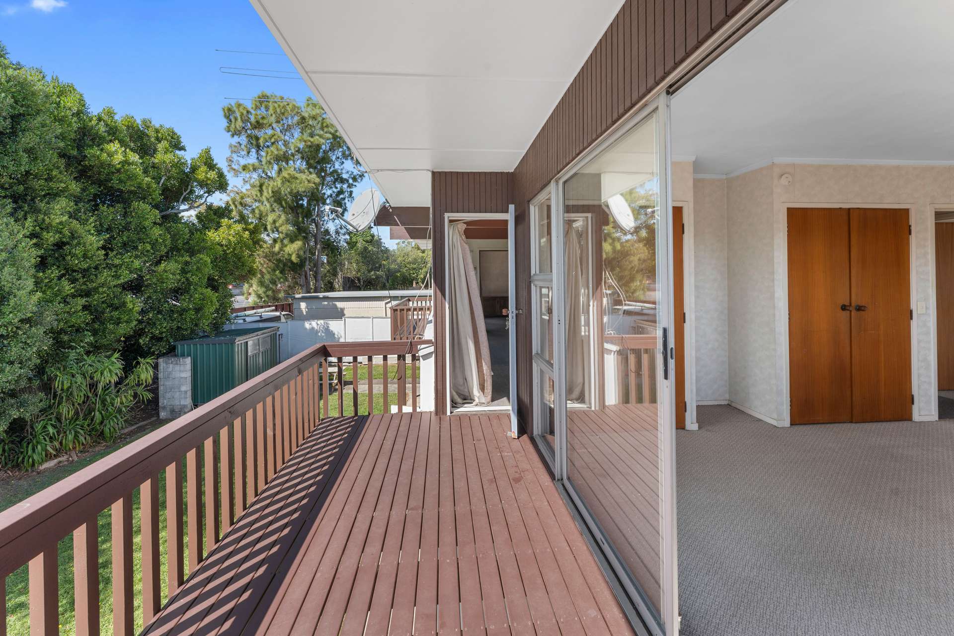 14 Lawrence Crescent photo 16