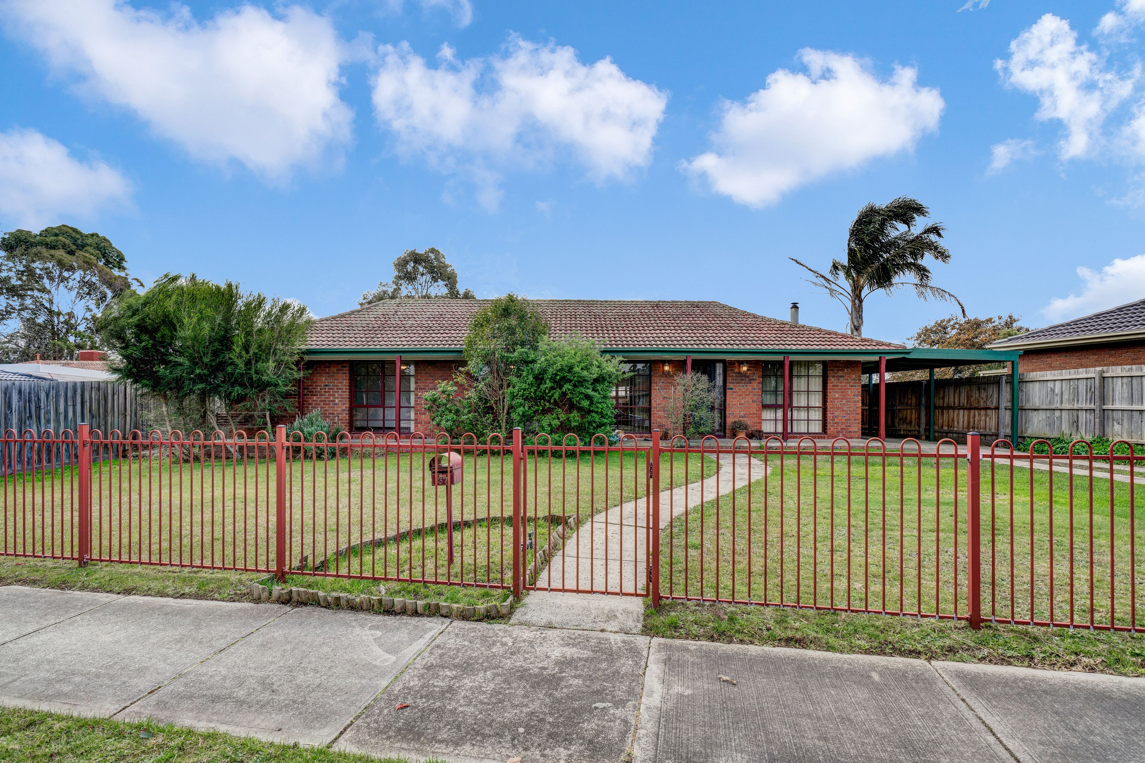 37 Endeavour Drive, Cranbourne North, VIC 3977