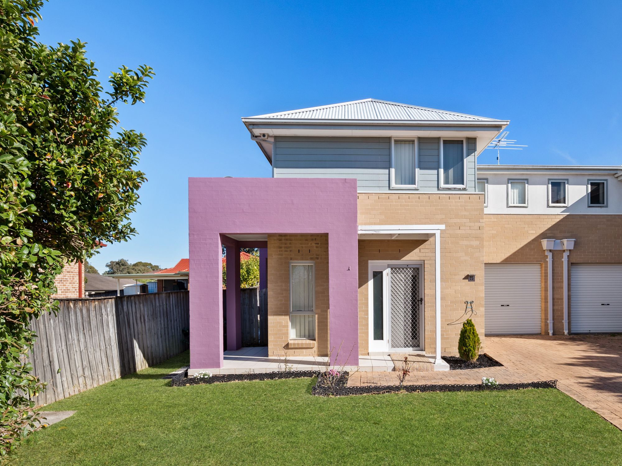 25 ST Simon Close, Blair Athol NSW 2560