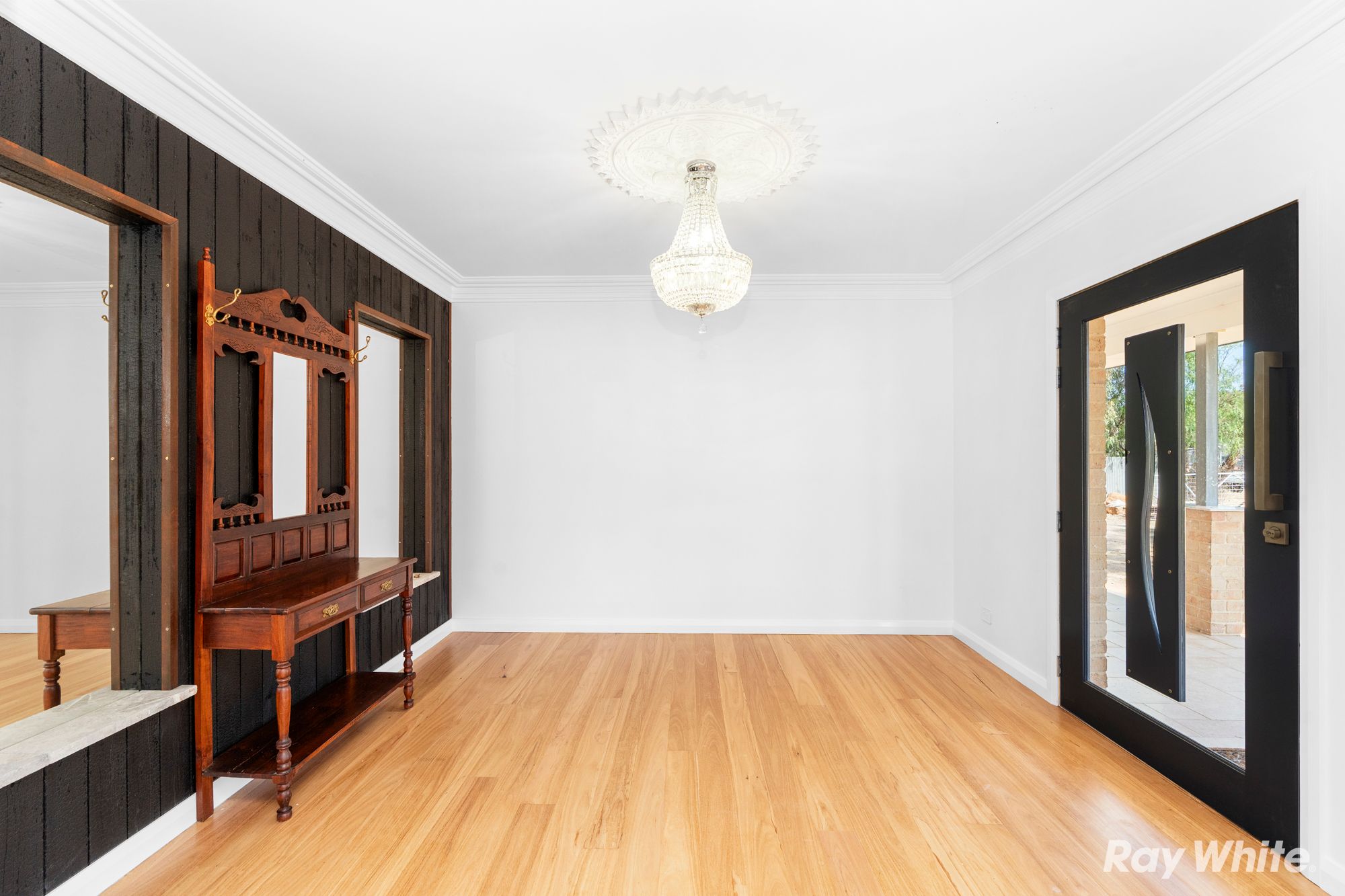 6 Cape Street, Milbrulong, NSW 2656