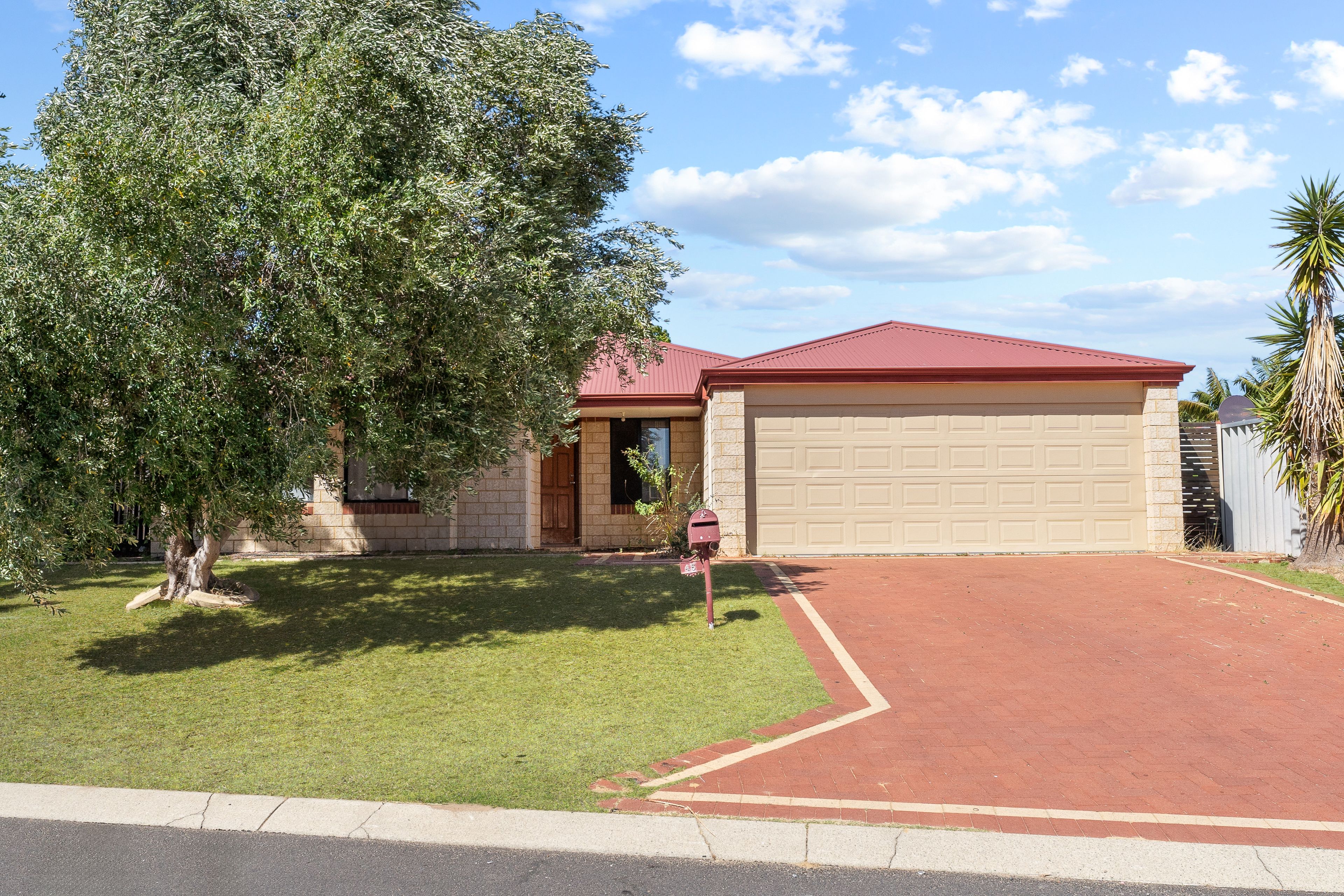 45 Teraglin Way, Warnbro, WA 6169