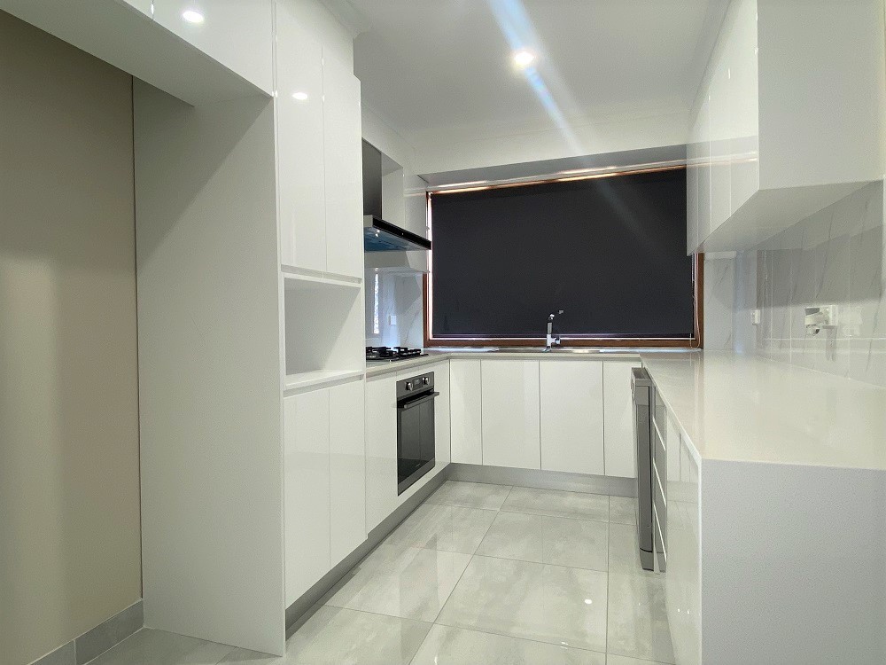 16 Othello Avenue, Rosemeadow, NSW 2560