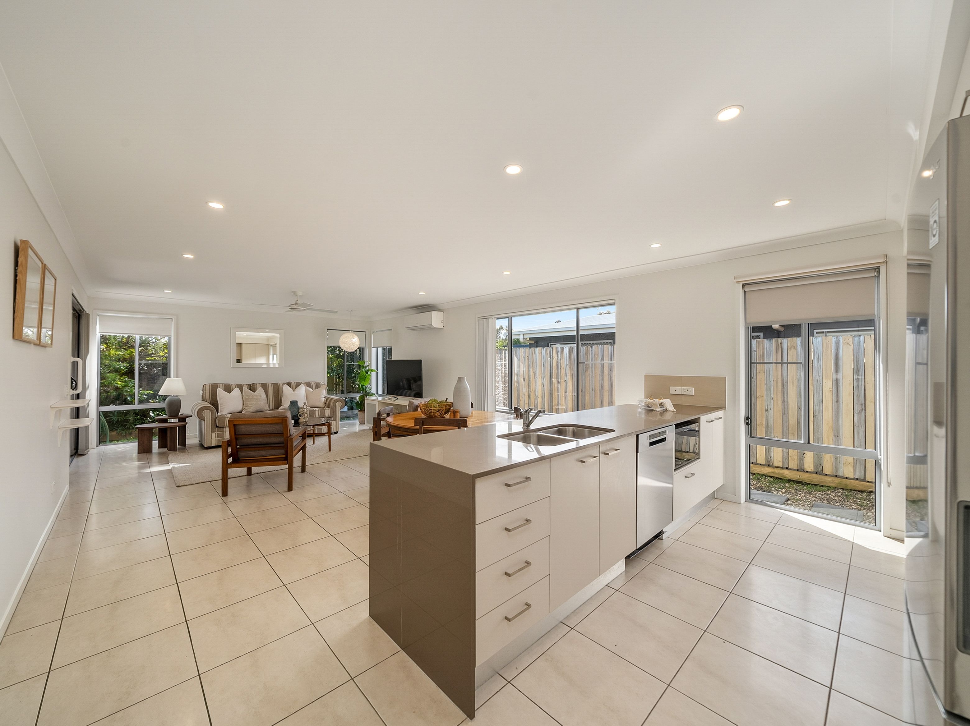 13 Parkhaven Street — photo 15 of 30
