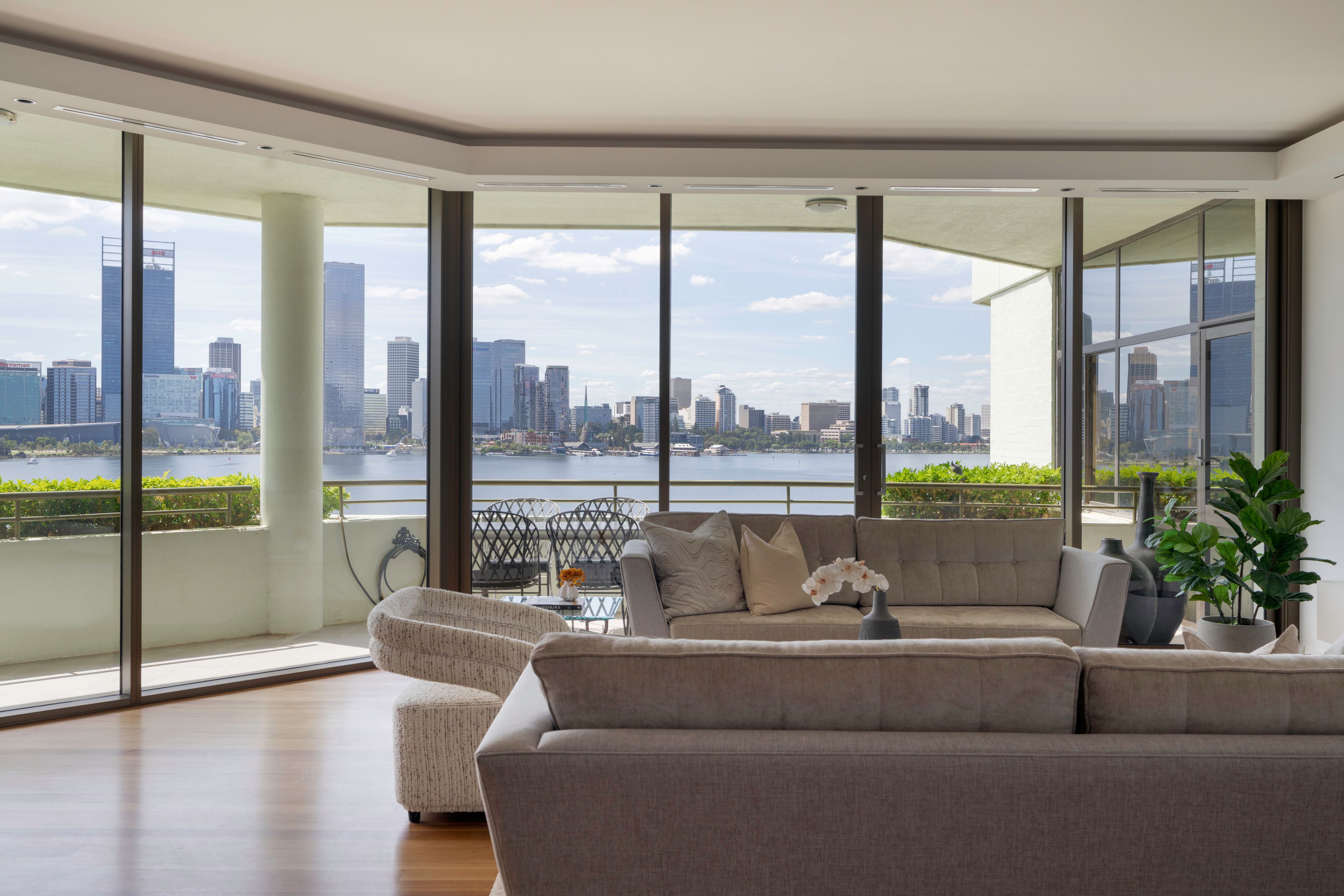 71/34 Mill Point Road, South Perth, WA 6151
