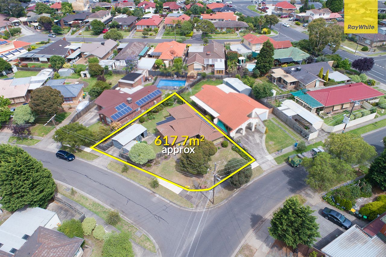 39 Chaucer Crescent, Bundoora, VIC 3083