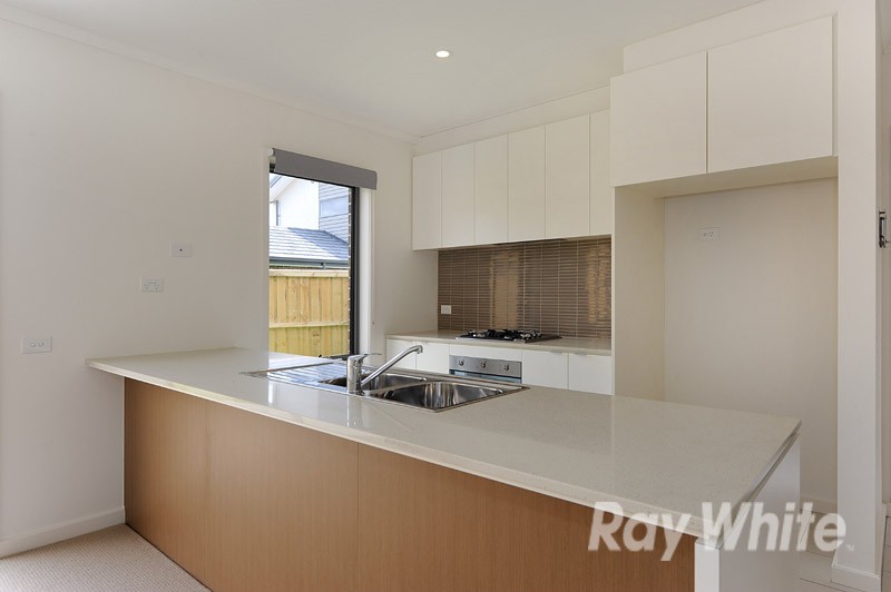 81 Bloom Avenue, Wantirna South, VIC 3152