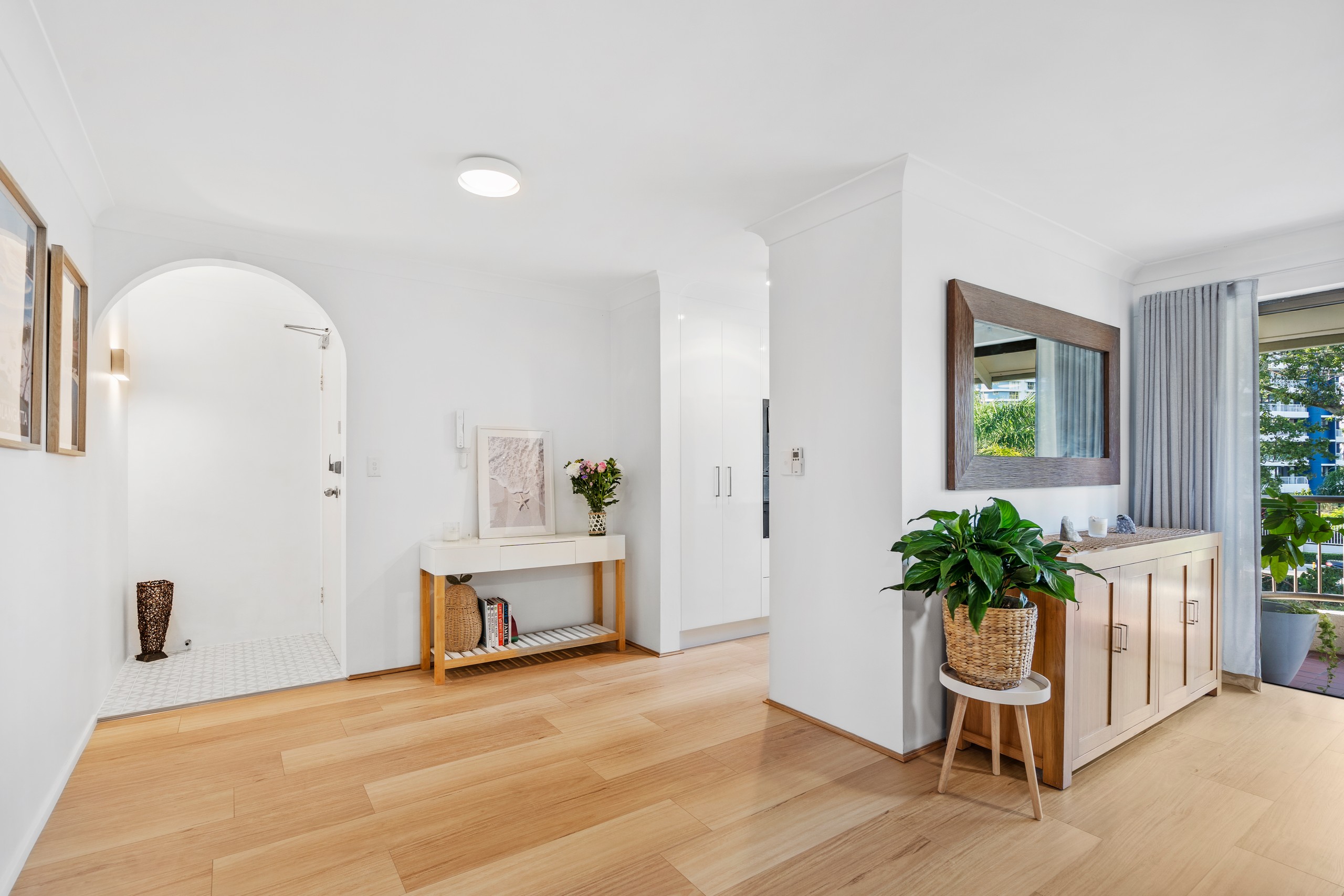 22/9 Bayview Street, Runaway Bay, QLD 4216