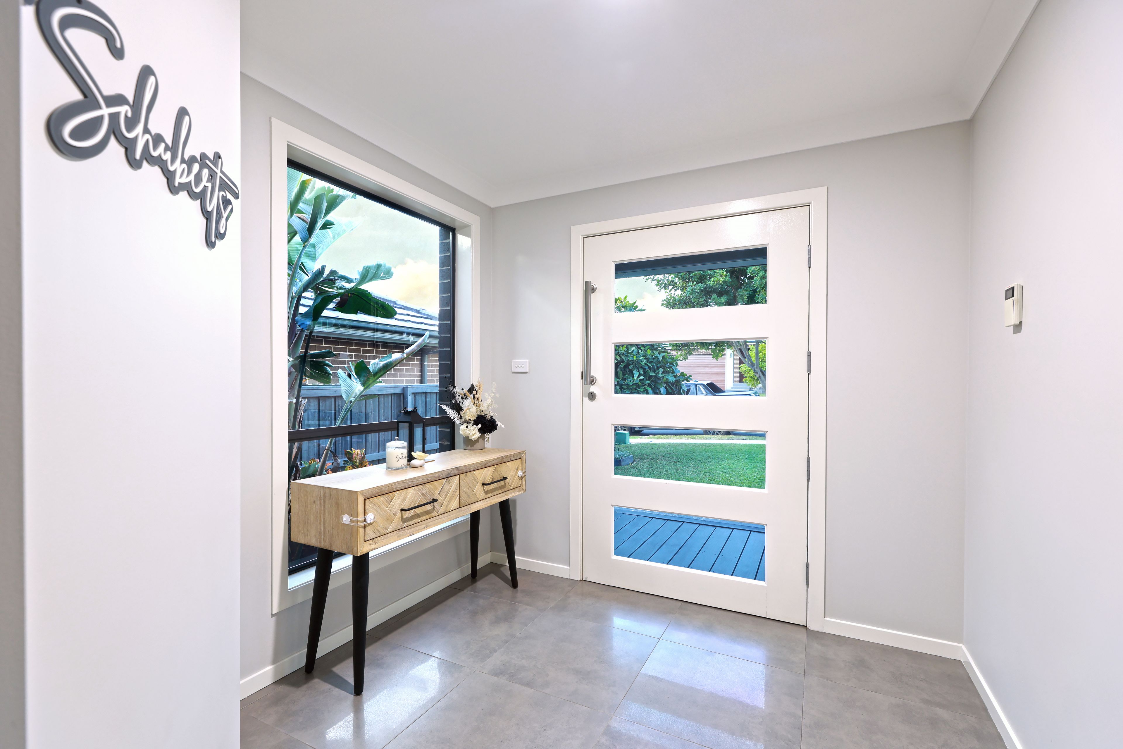 18 Woodgrove Place, Glenmore Park, NSW