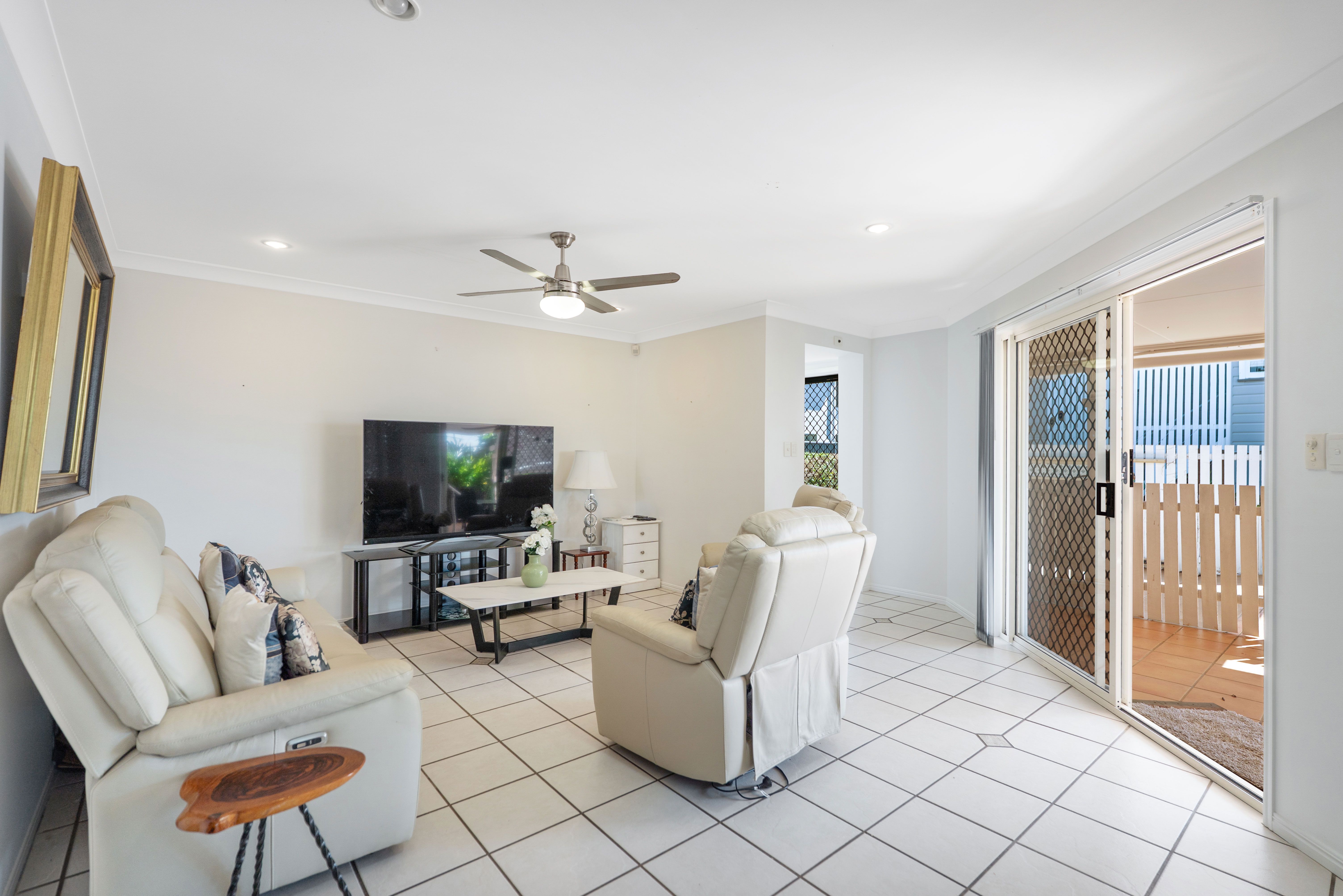 8A Maryborough Terrace — photo 15 of 26