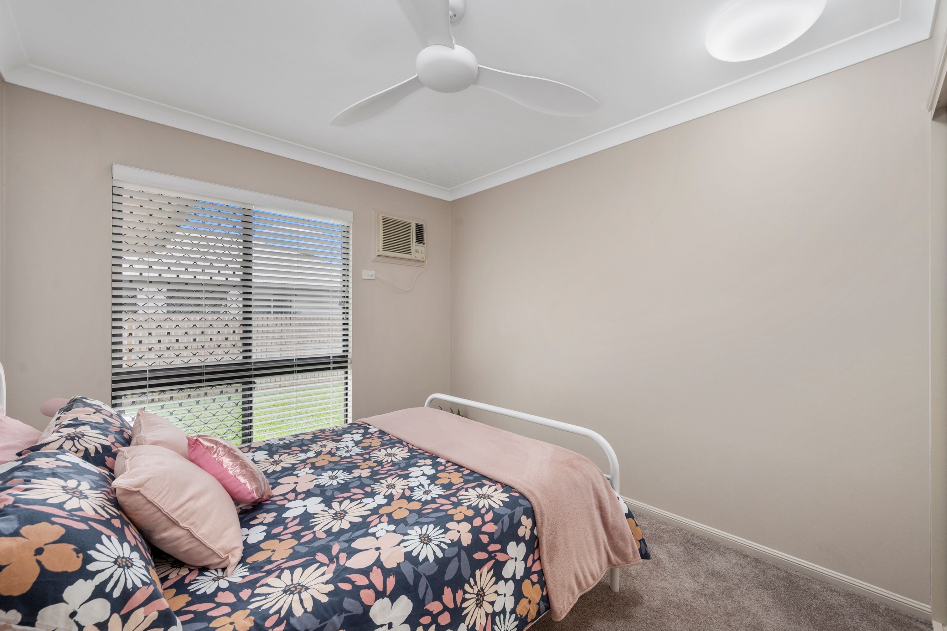 8 Carholm Court — photo 6 of 10