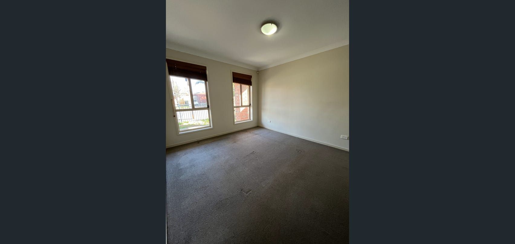 48 Tudor Crescent — photo 10 of 10