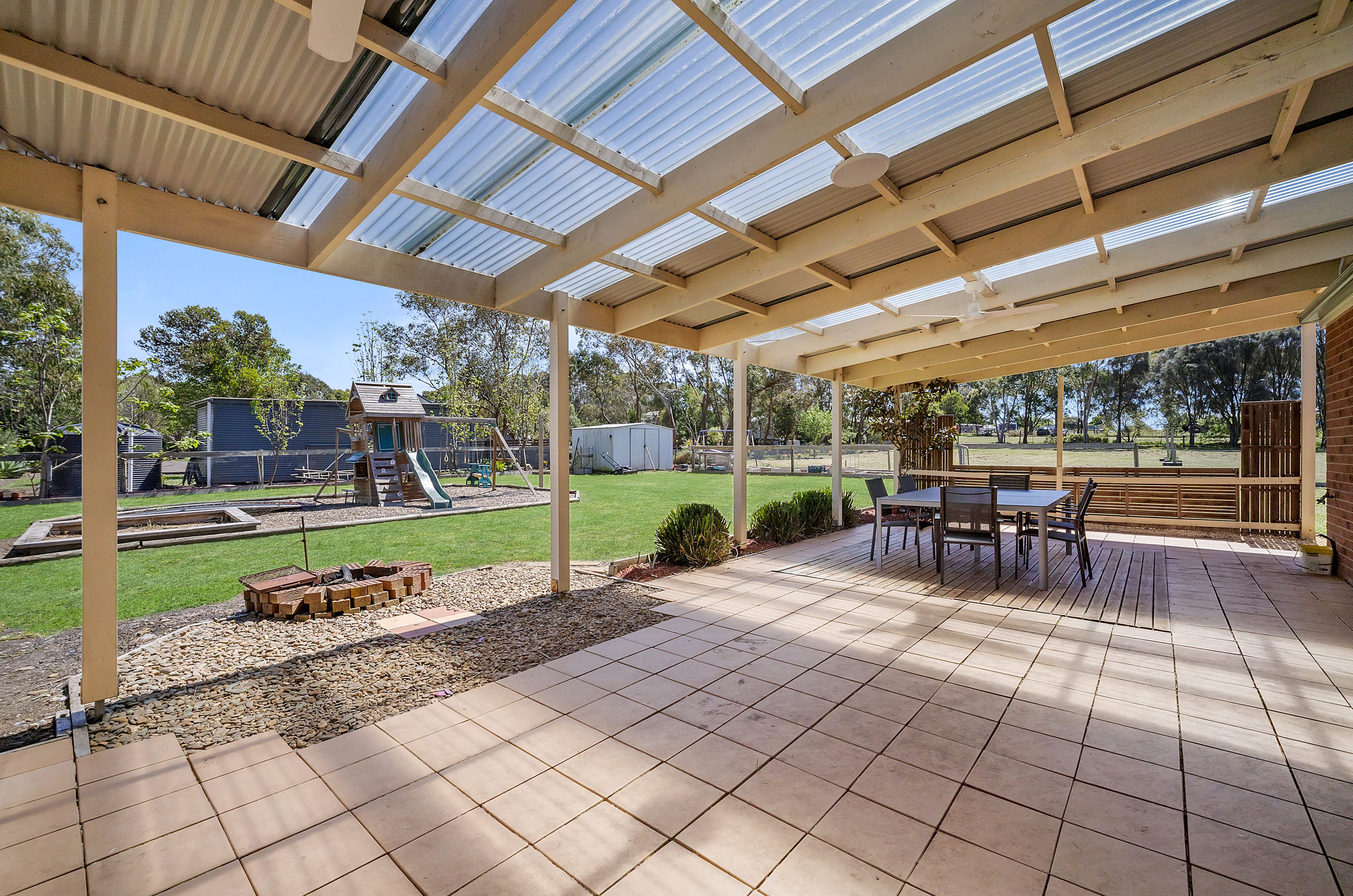 11 Kirkstall-Koroit Road — photo 10 of 13