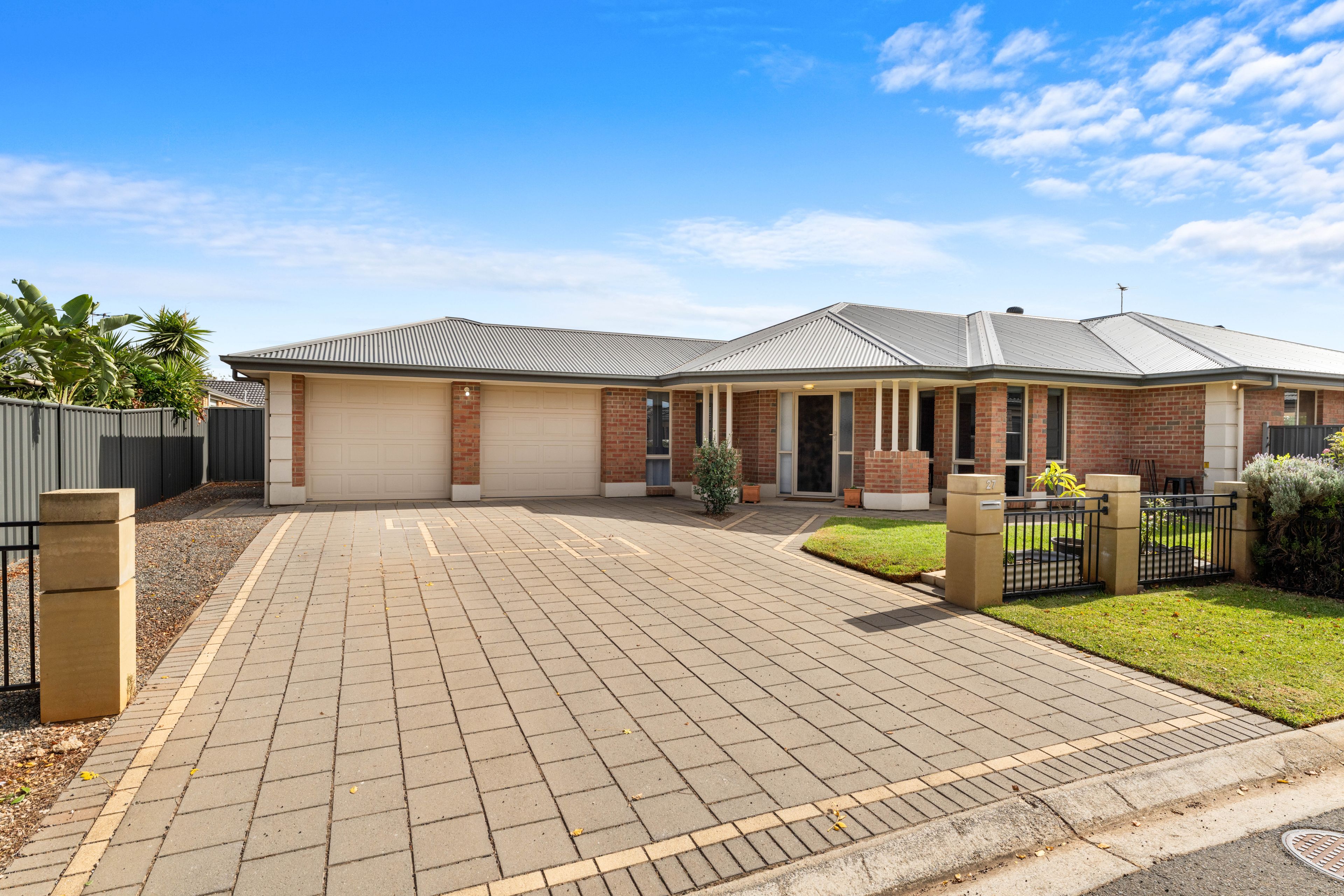 27 Cork Avenue, Andrews Farm, SA 5114