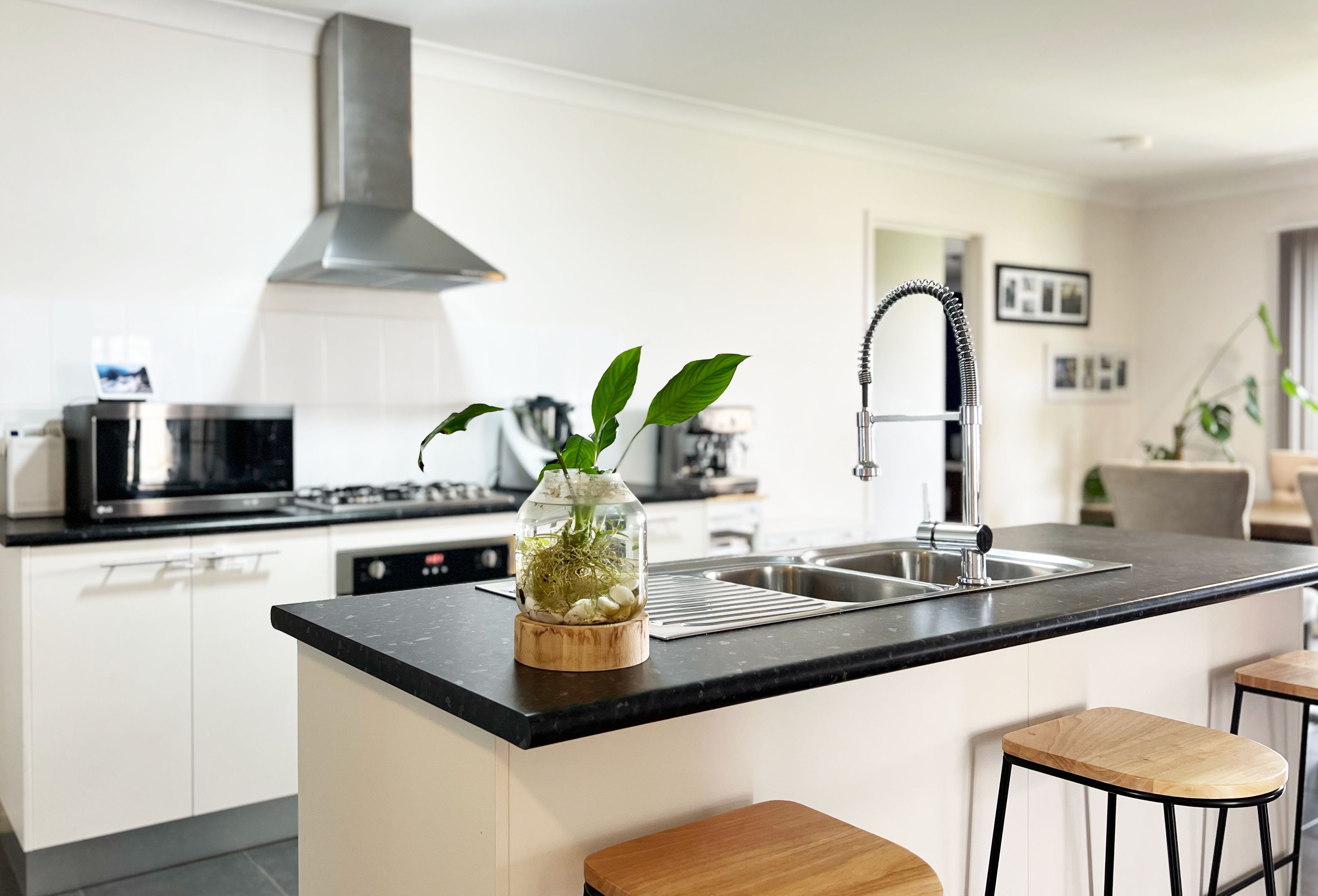 27 Rosewood Avenue, Parkes, NSW 2870