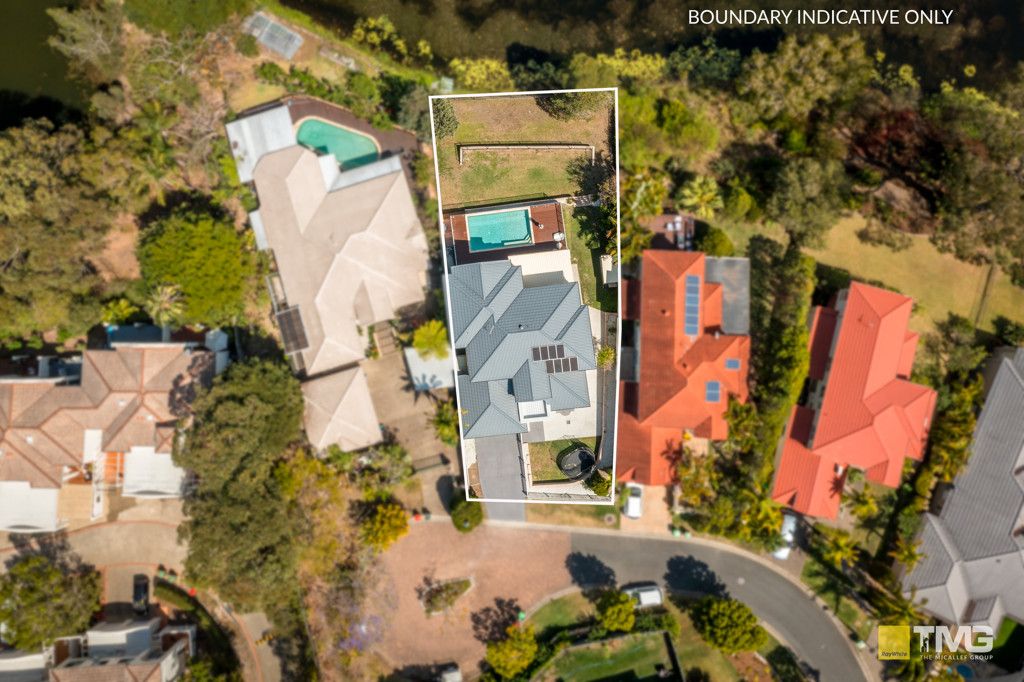 11 Kingston Heath Place, Robina, QLD 4226