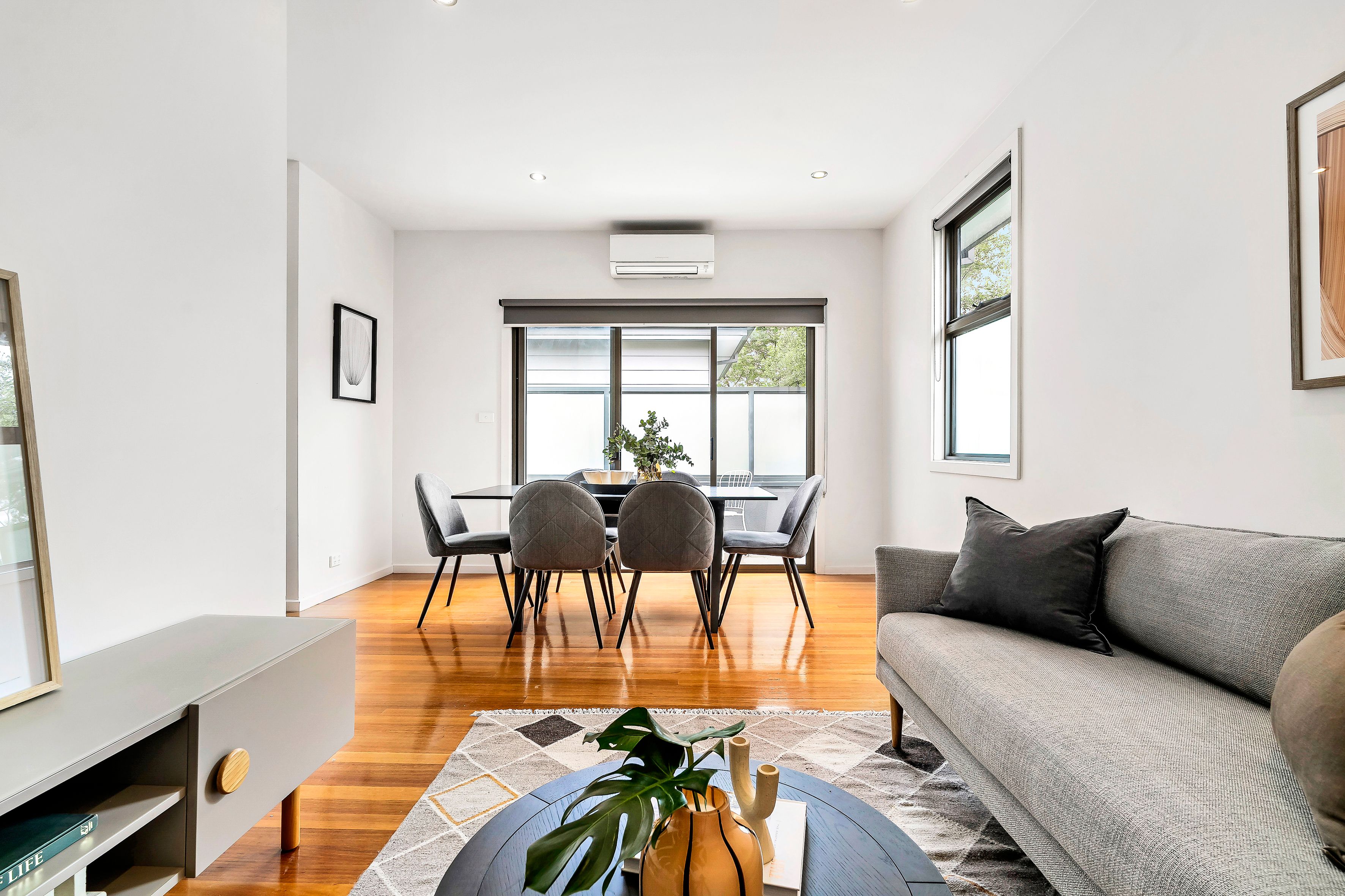 2/158 Derby Street — photo 4 of 16