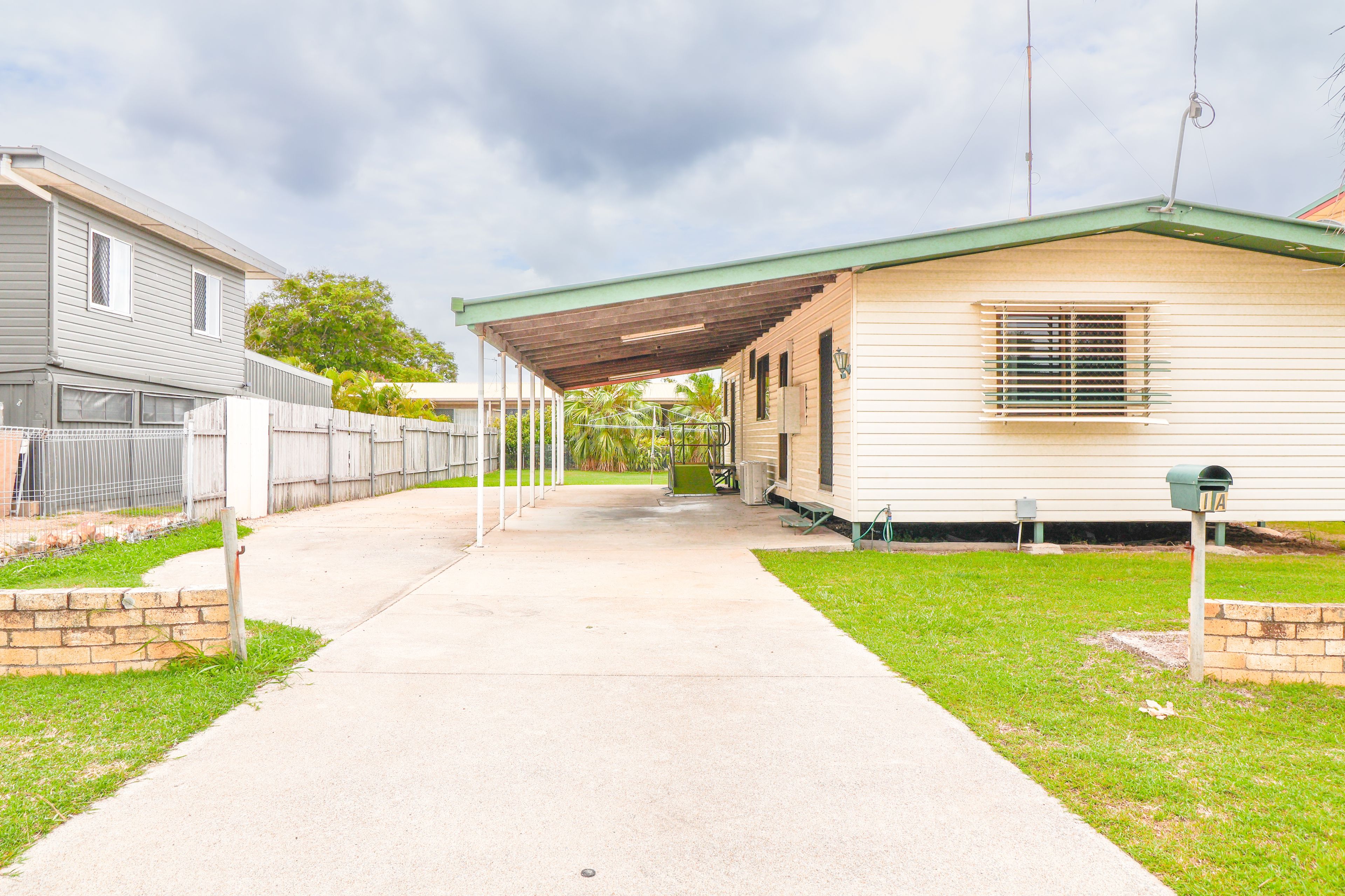 1a Rossella Street, West Gladstone, QLD 4680