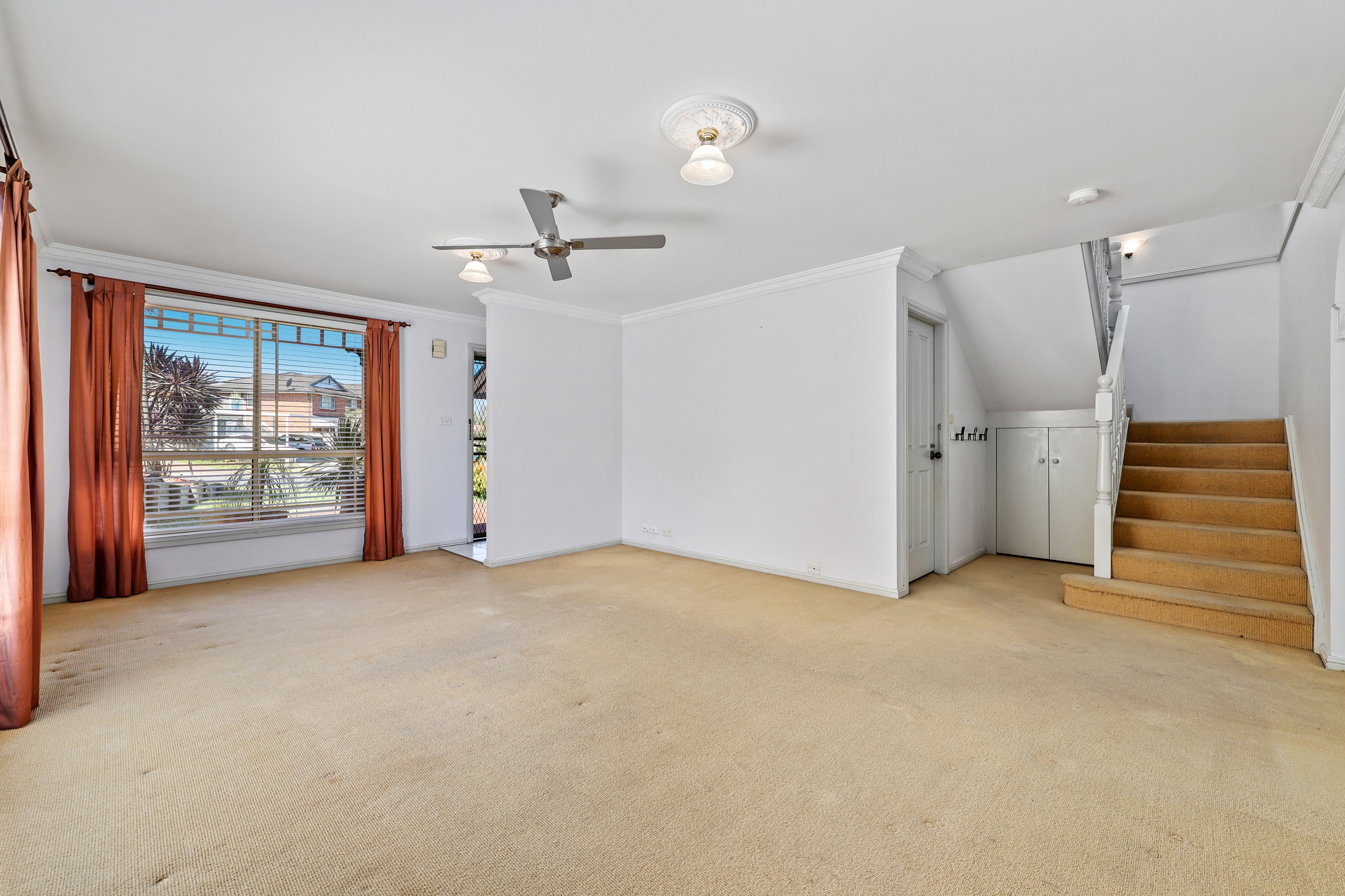 18 Harpur Place, Casula, NSW 2170