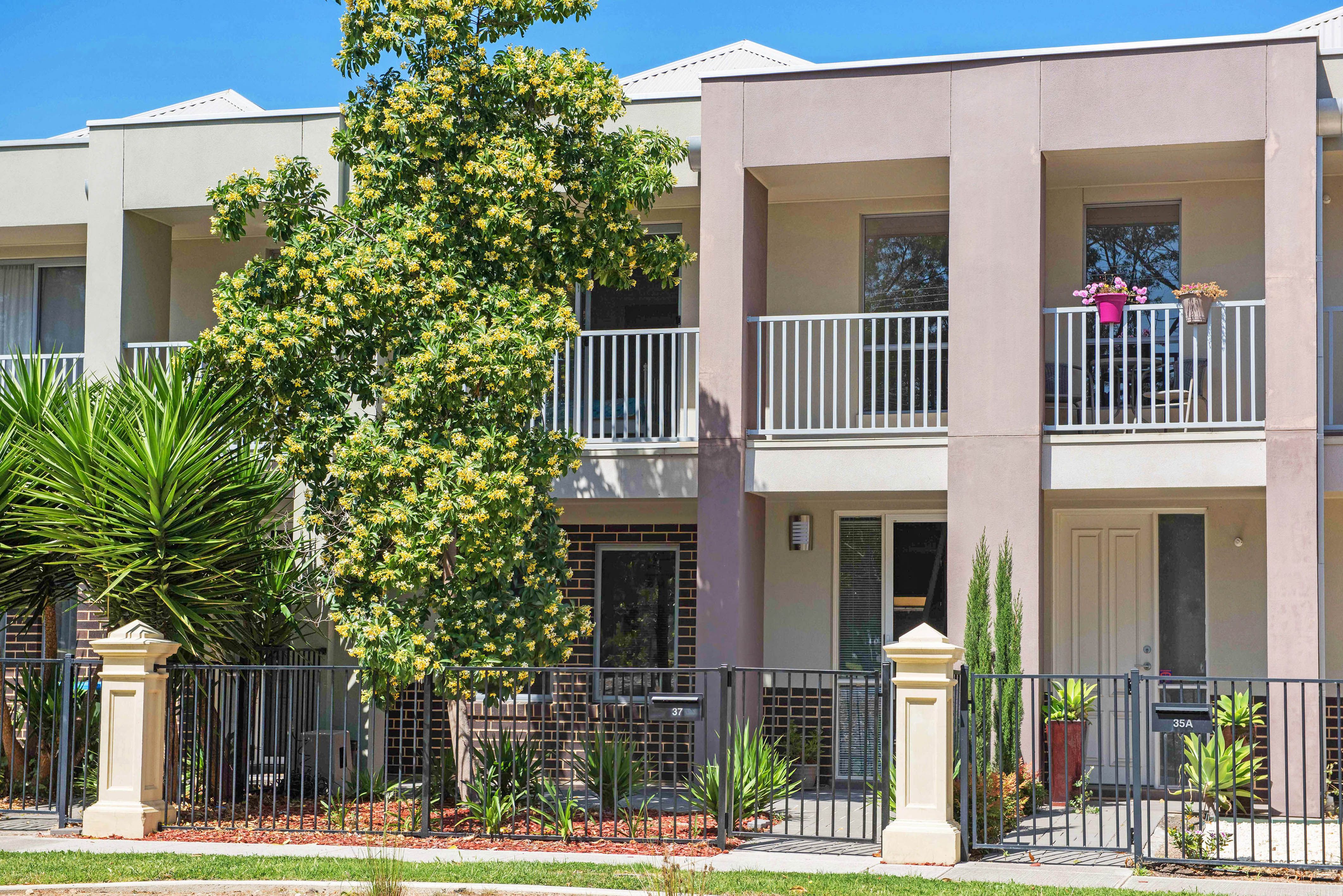 37 Fleming Crescent, Mansfield Park, SA 5012