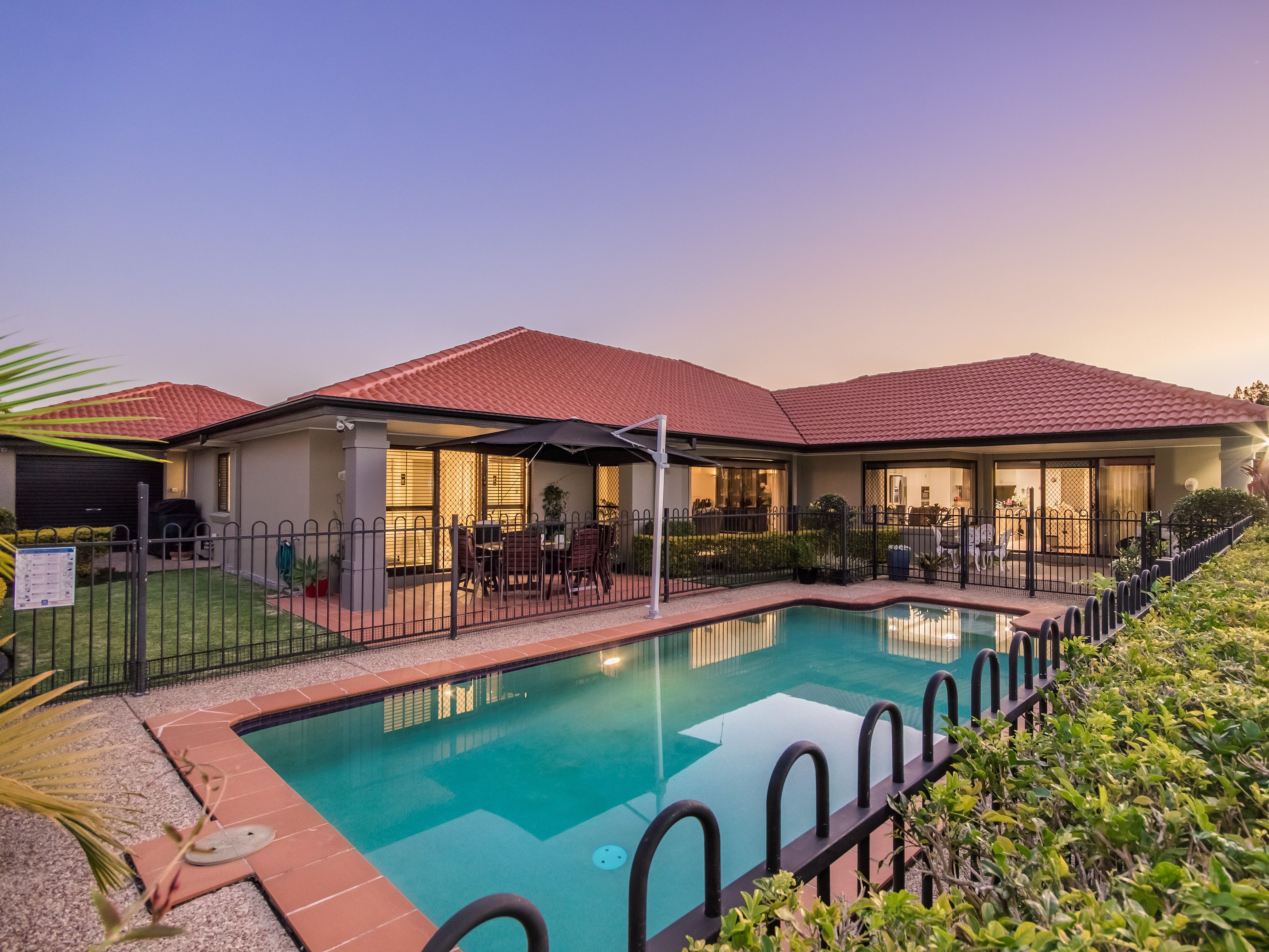 17/178 Palm Meadows Drive, Carrara, QLD 4211