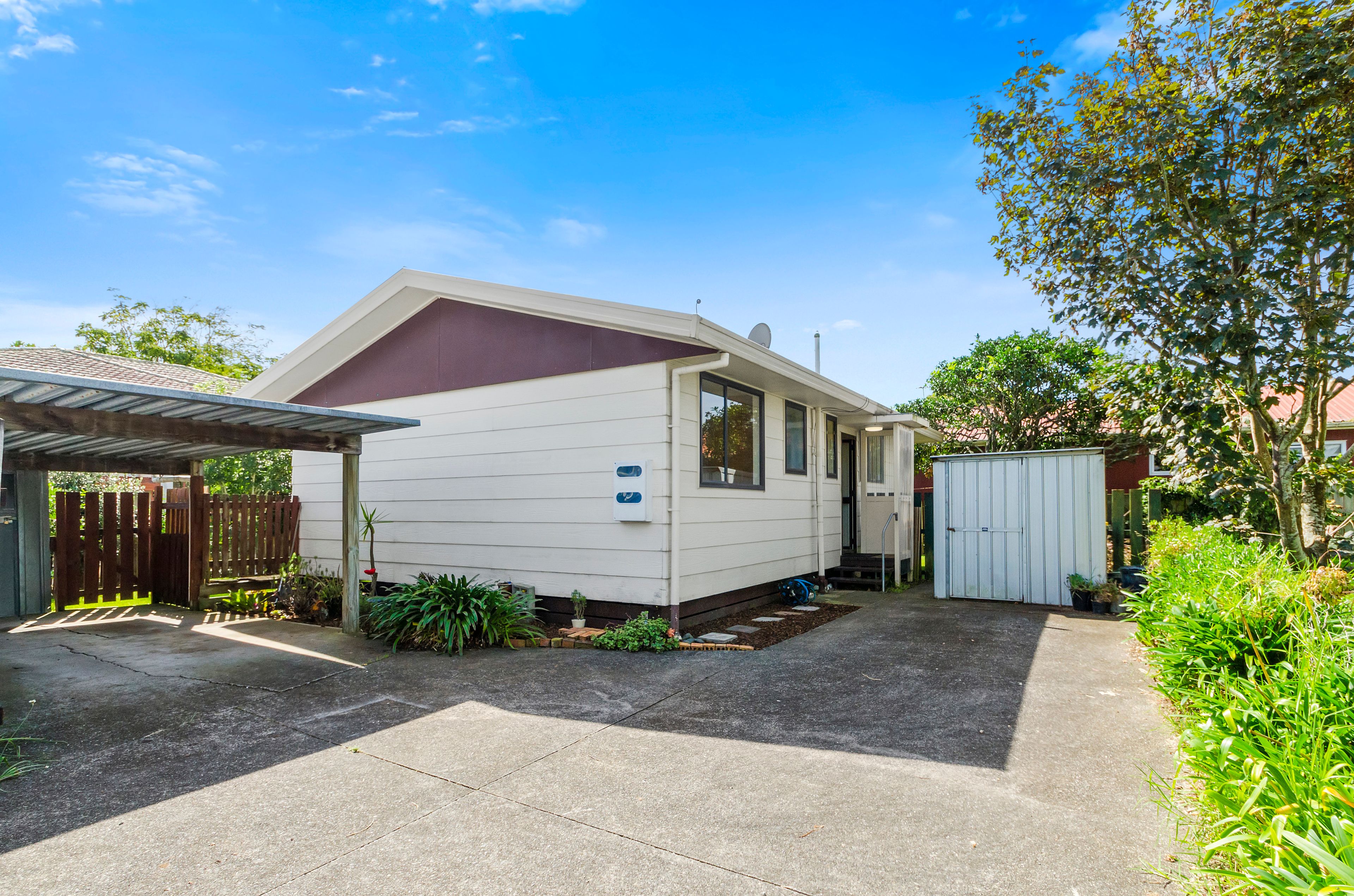 2/25 Thomas Road, Mangere, Manukau City
